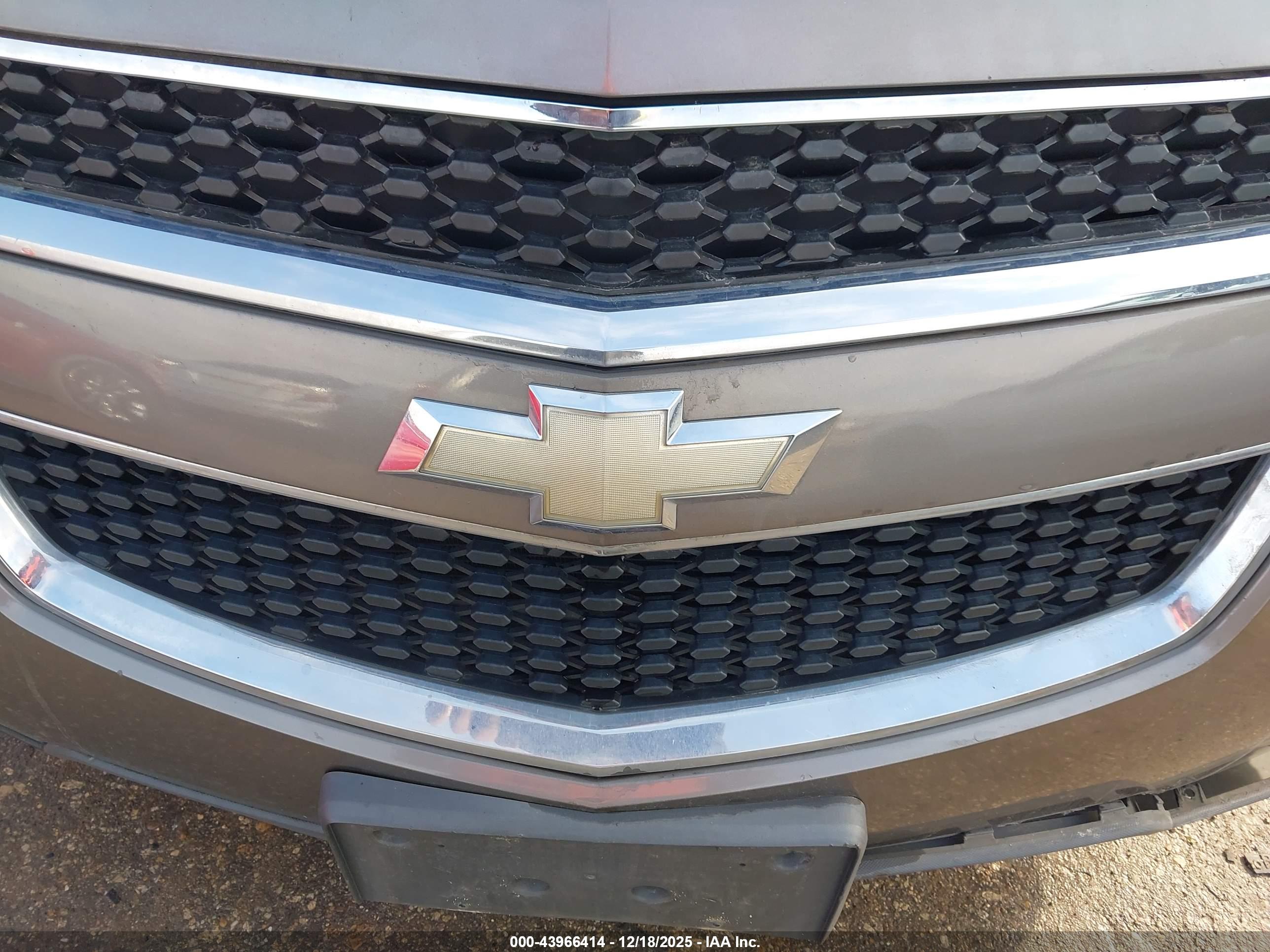 CHEVROLET EQUINOX image 6