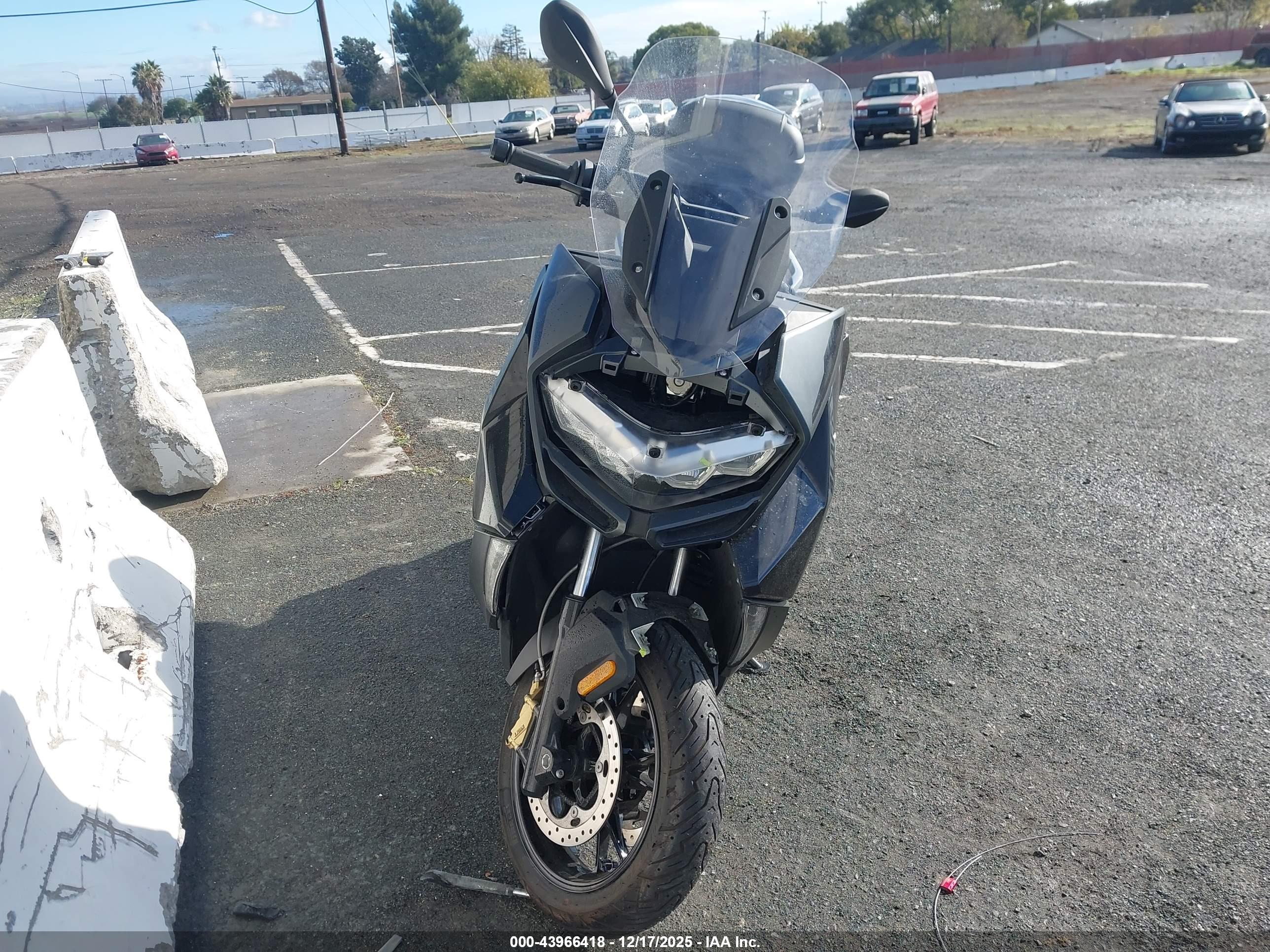 BMW C image 5