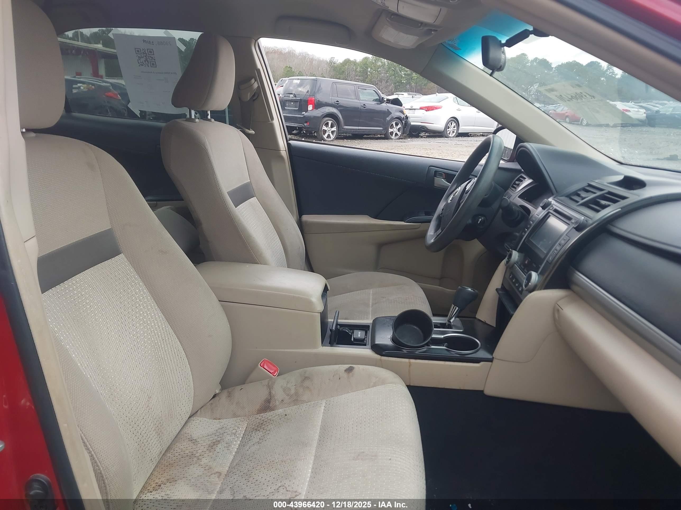 TOYOTA CAMRY image 5