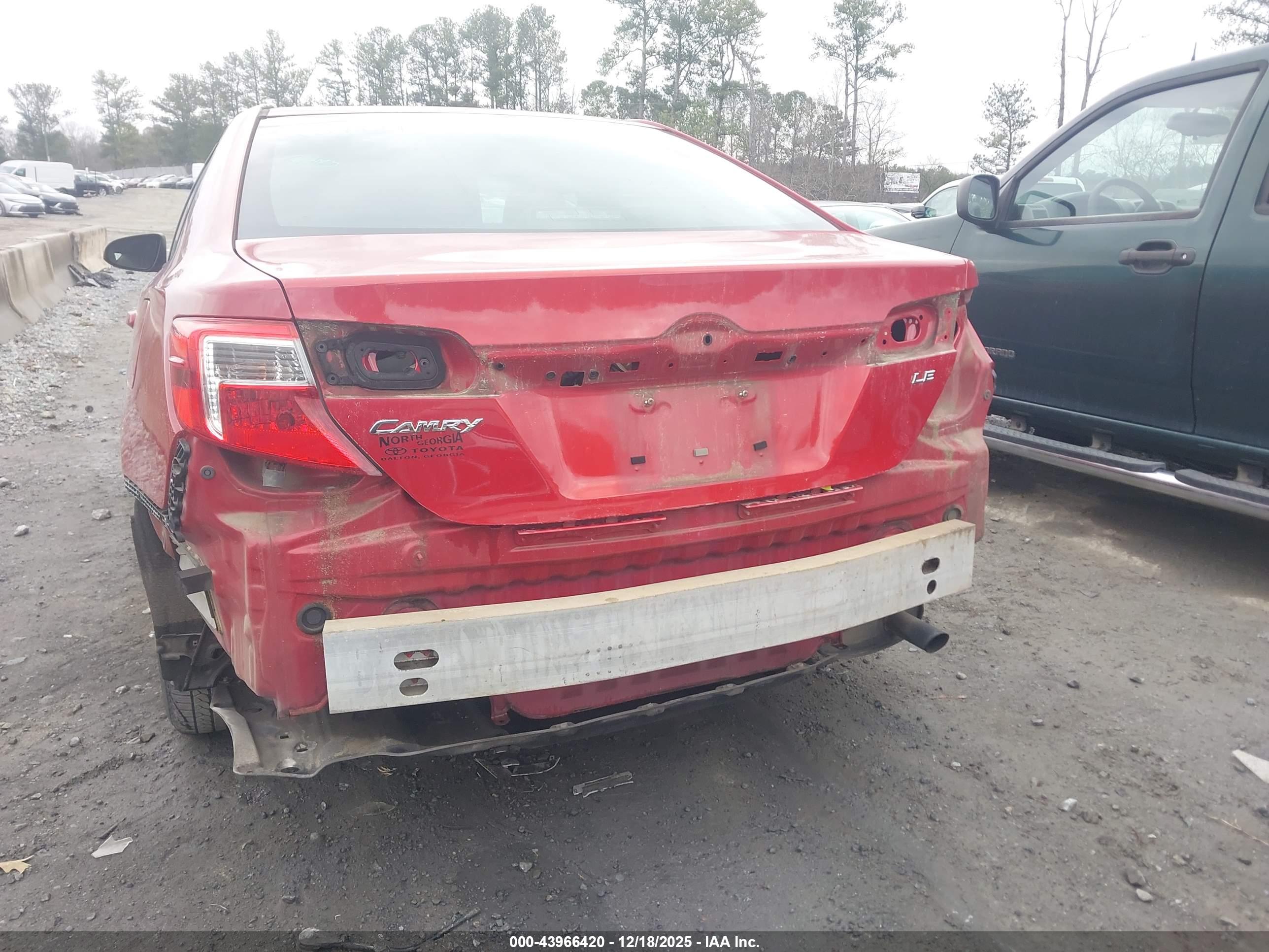 TOYOTA CAMRY image 6