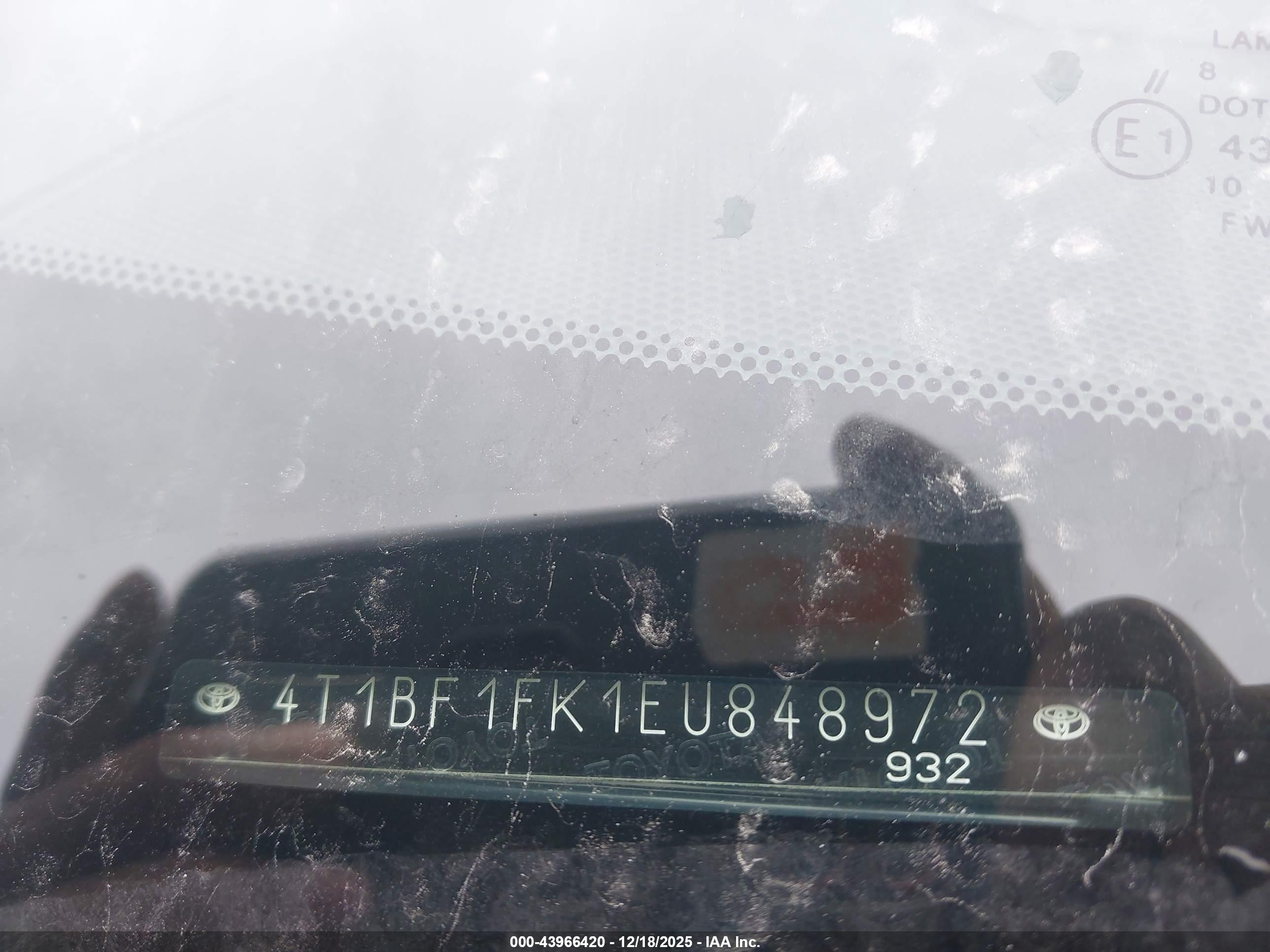 TOYOTA CAMRY image 9