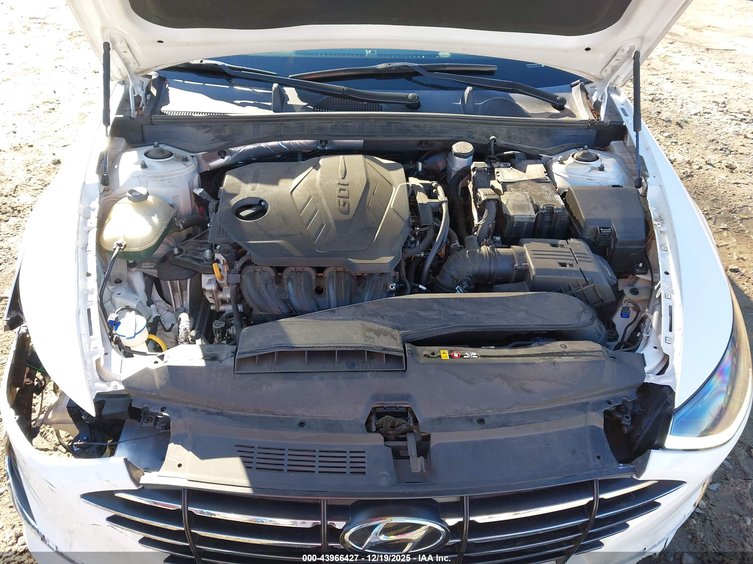 HYUNDAI SONATA image 10