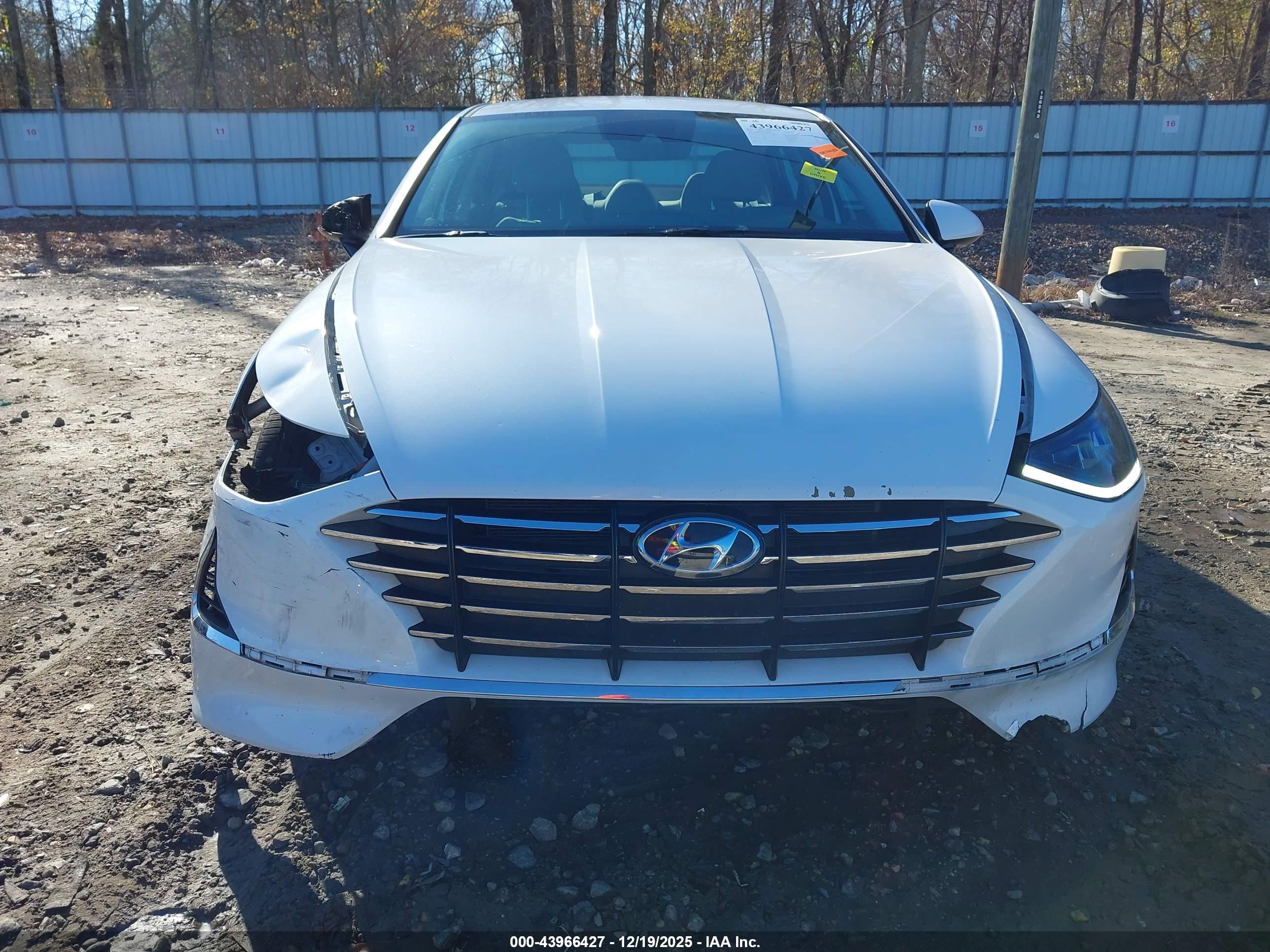 HYUNDAI SONATA image 6