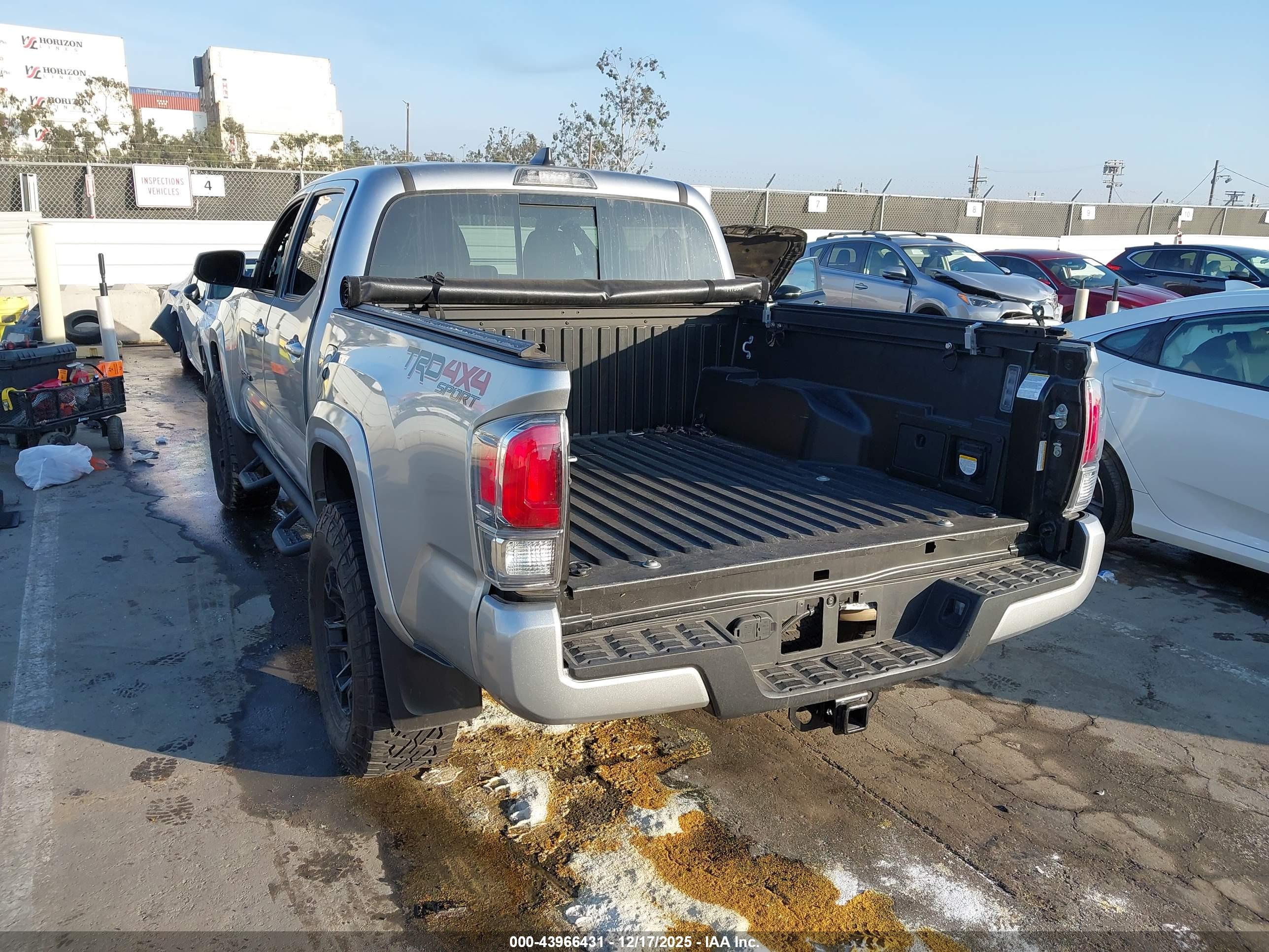 TOYOTA TACOMA image 6