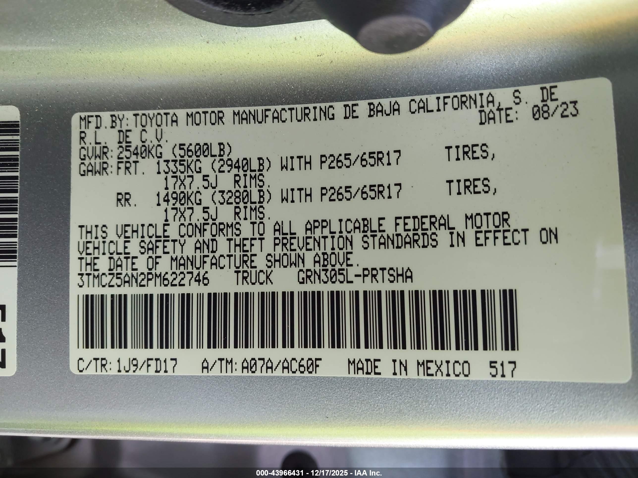 TOYOTA TACOMA image 9