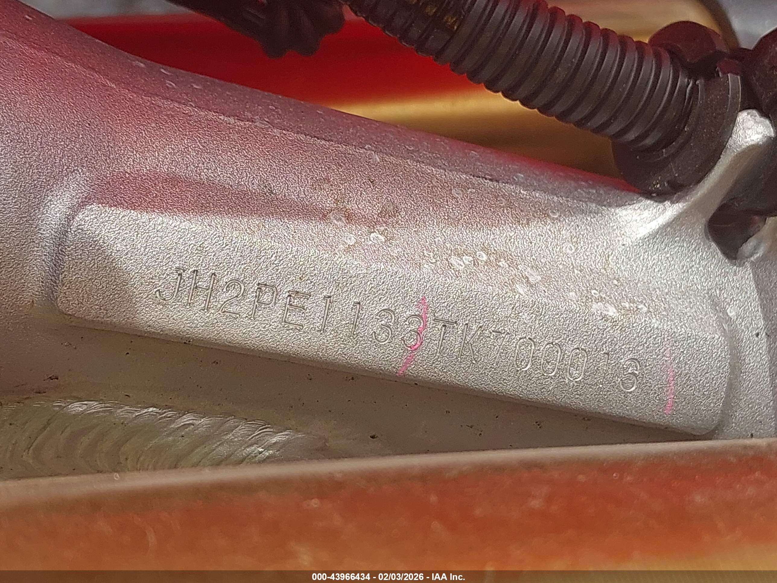 HONDA CRF450 image 10
