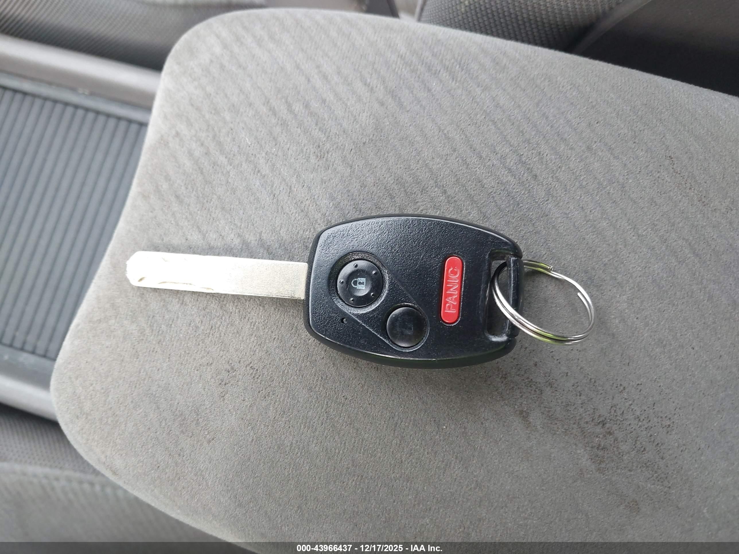 HONDA CIVIC image 11