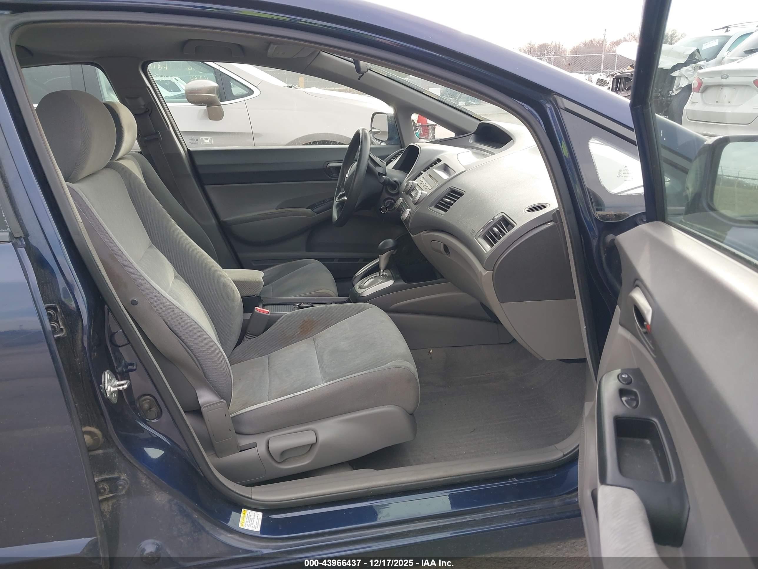 HONDA CIVIC image 5