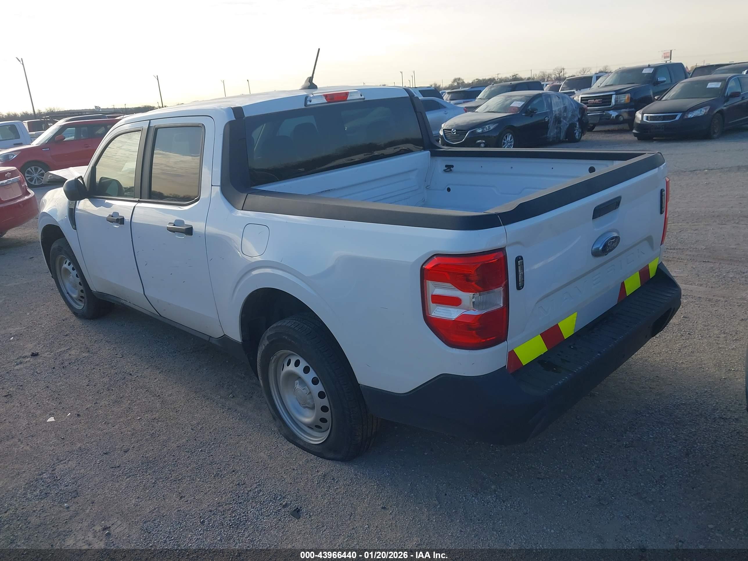 FORD MAVERICK image 3