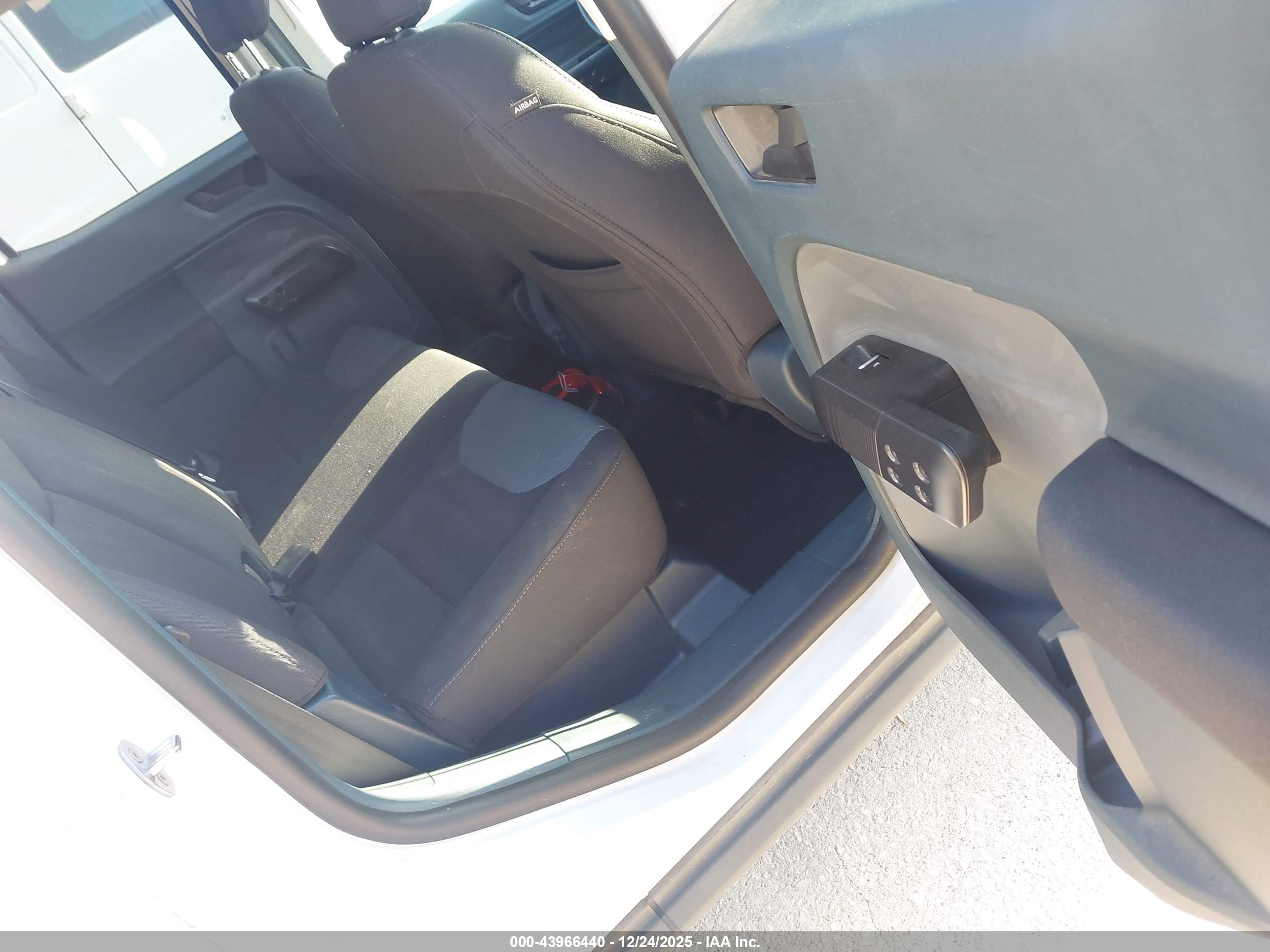 FORD MAVERICK image 8
