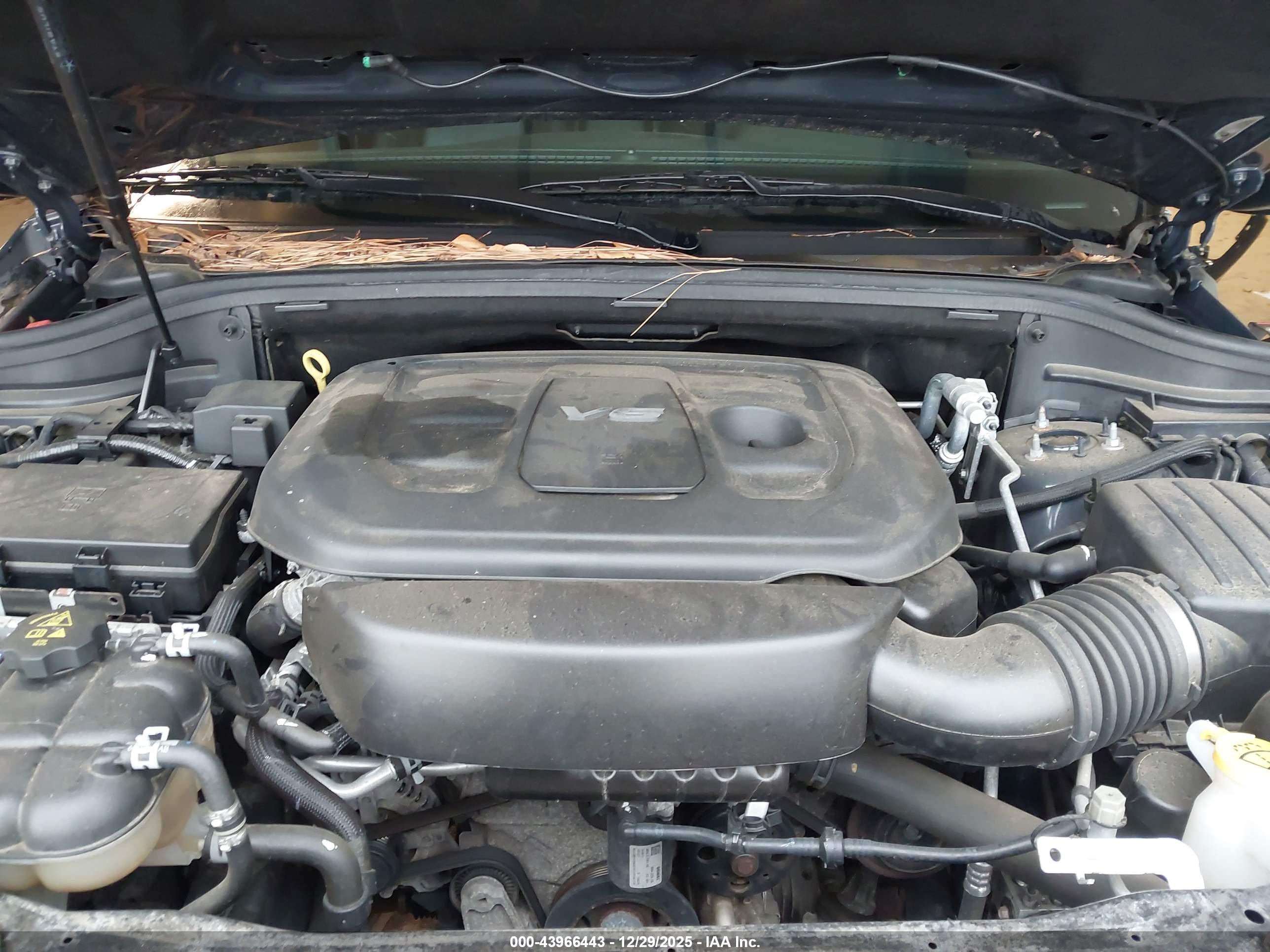 JEEP GRAND image 10