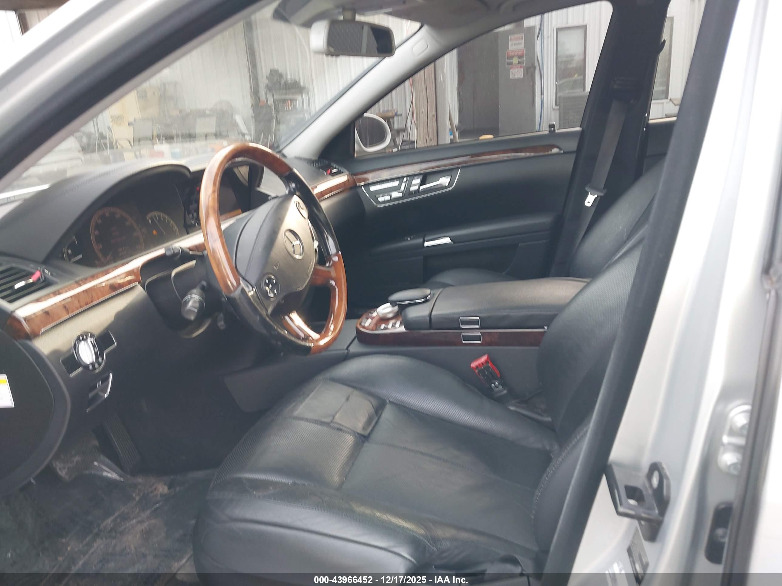 MERCEDES-BENZ S image 5