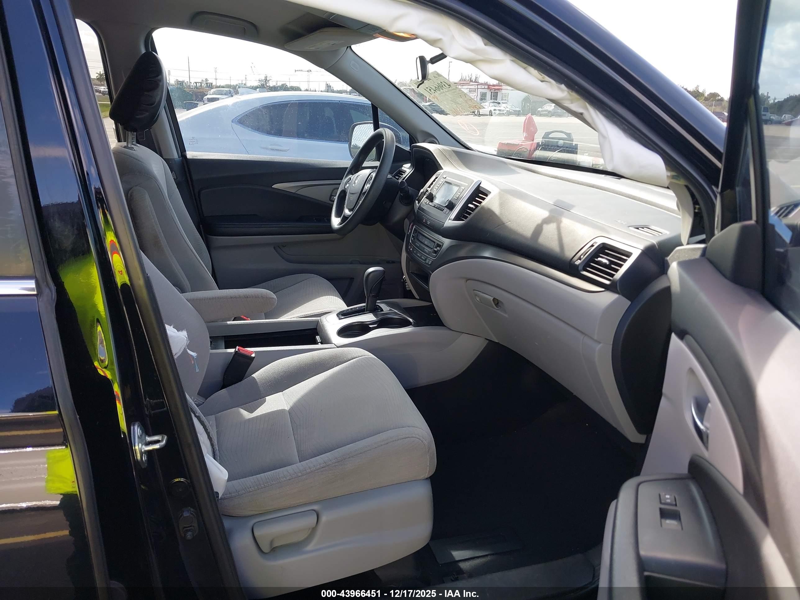 HONDA PILOT image 5