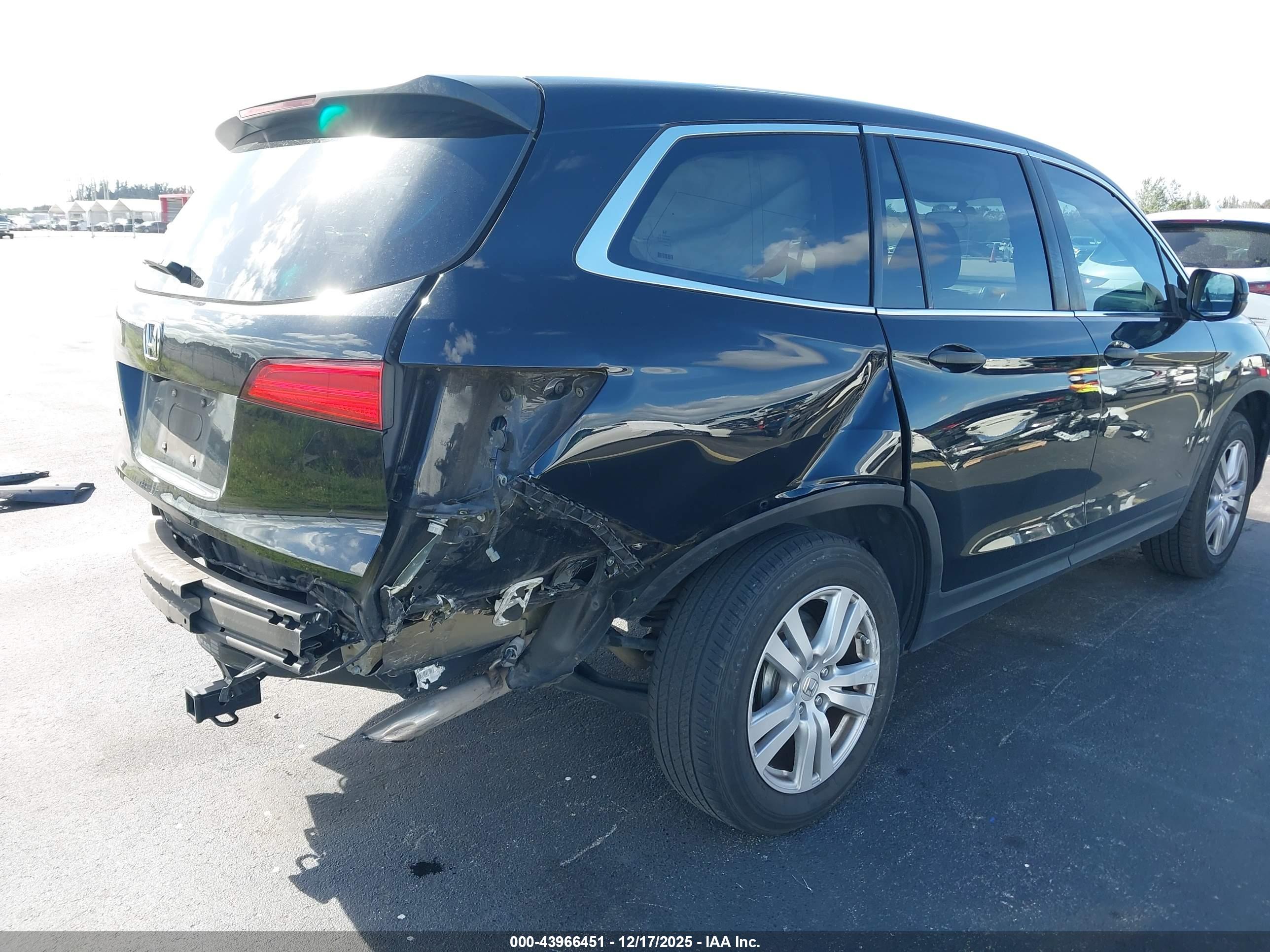 HONDA PILOT image 6