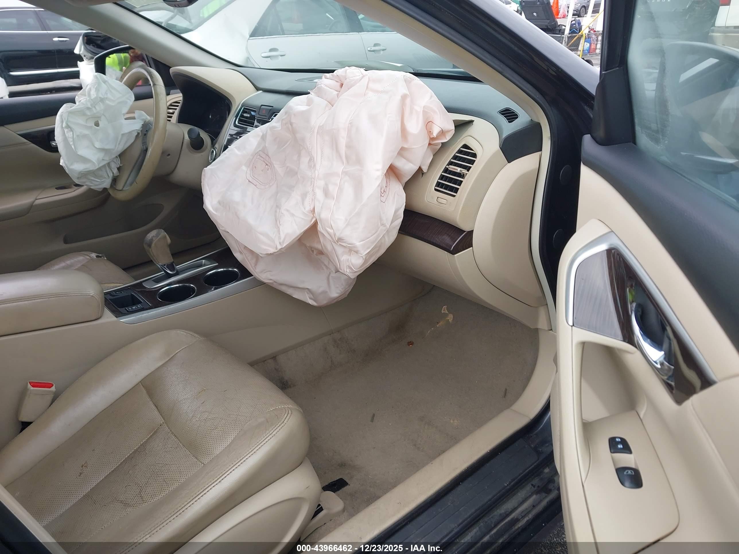 NISSAN ALTIMA image 5
