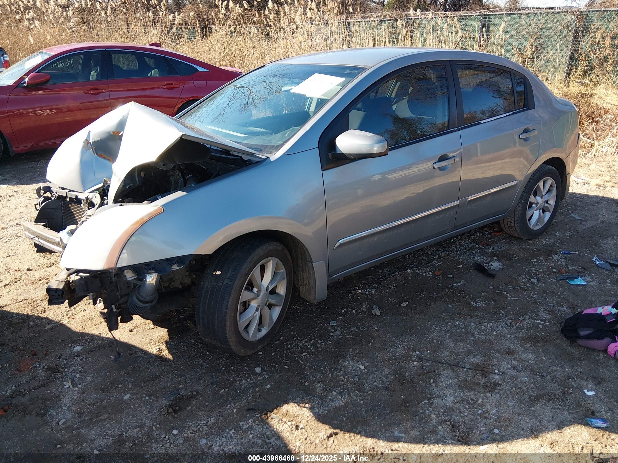 NISSAN SENTRA image 2