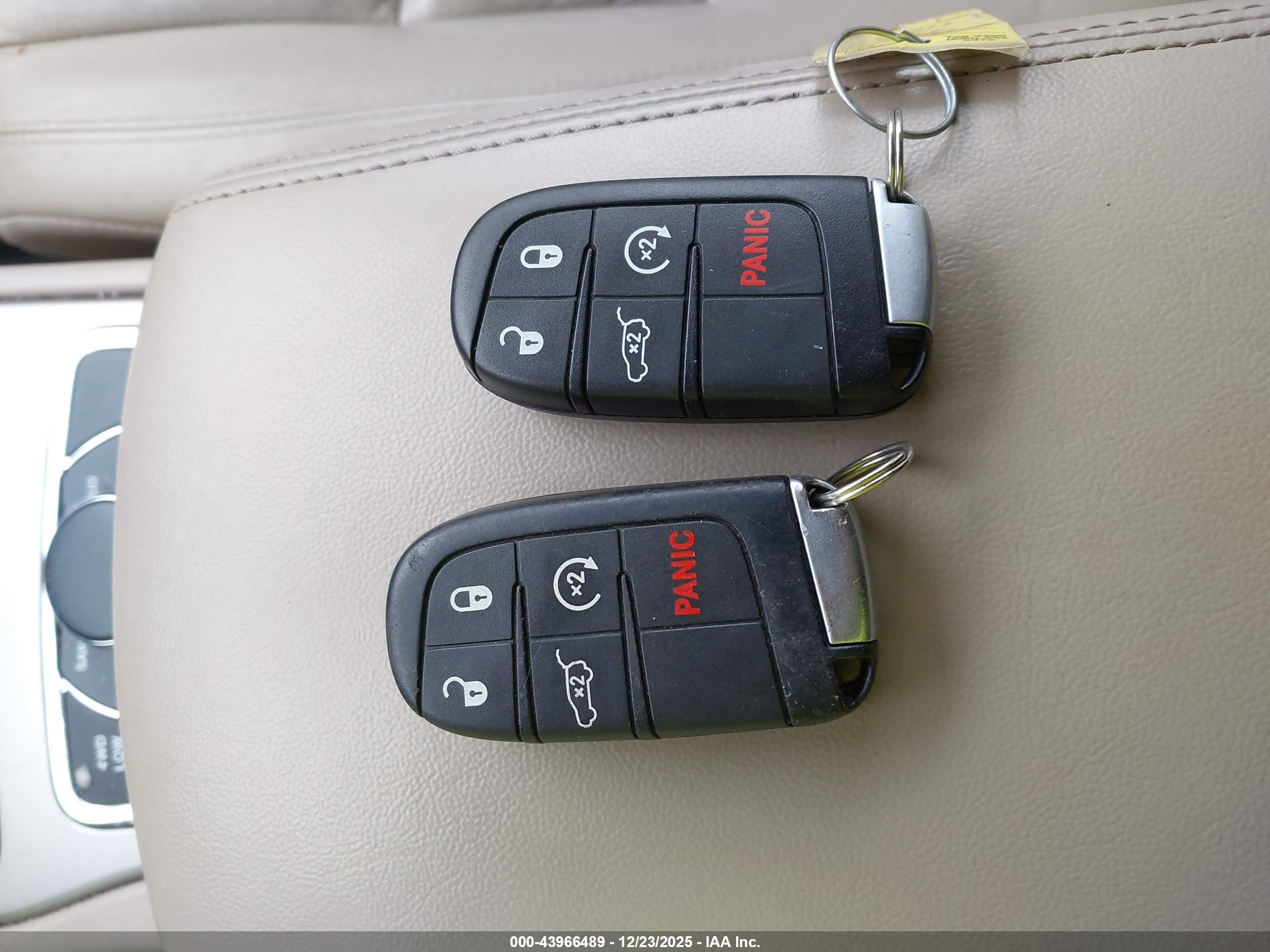 JEEP GRAND image 11