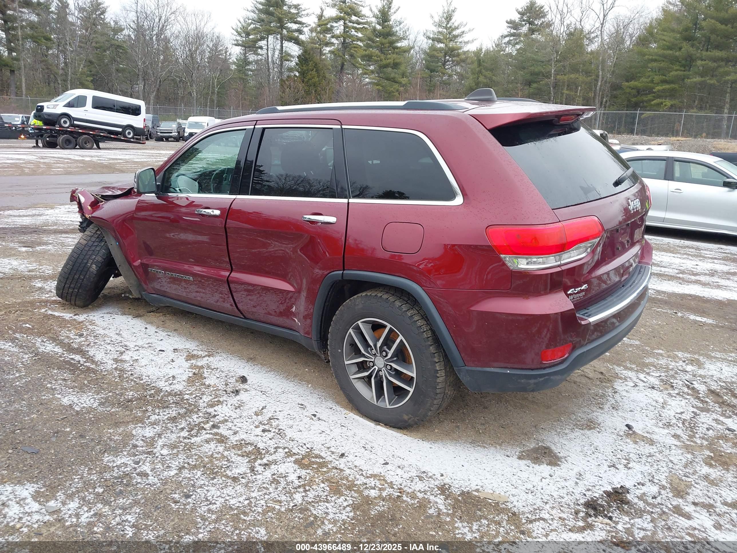 JEEP GRAND image 3