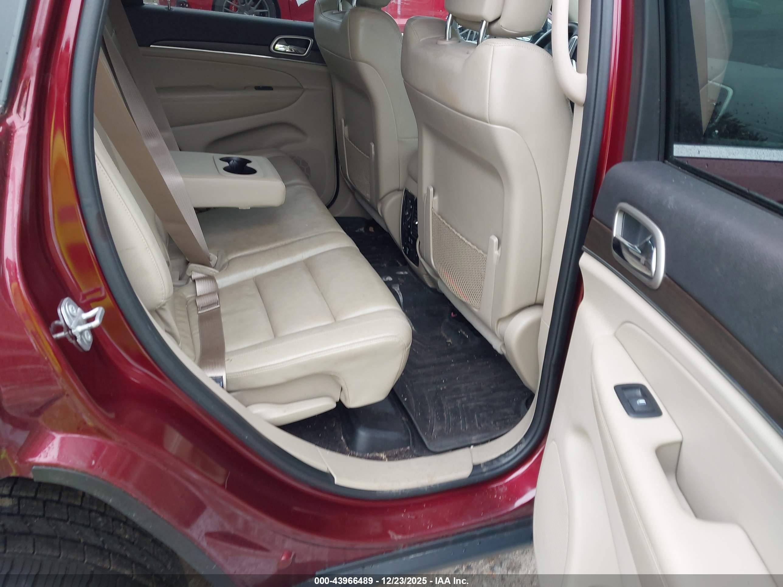 JEEP GRAND image 8