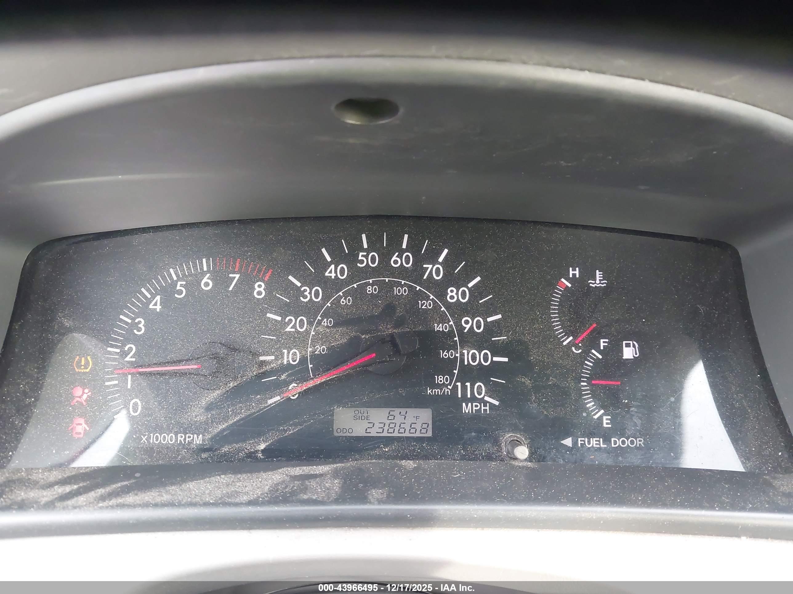TOYOTA COROLLA image 7