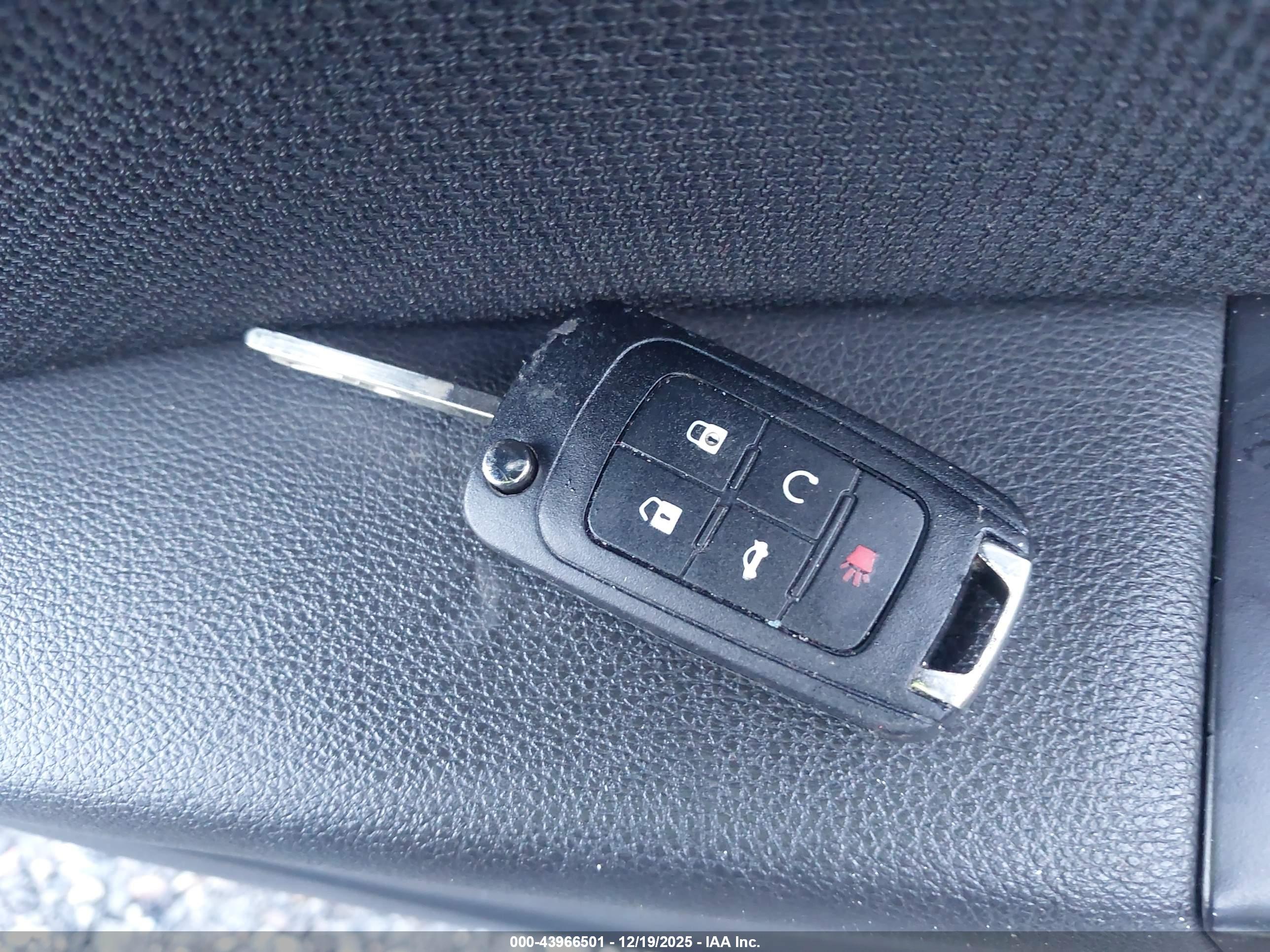 CHEVROLET CRUZE image 11