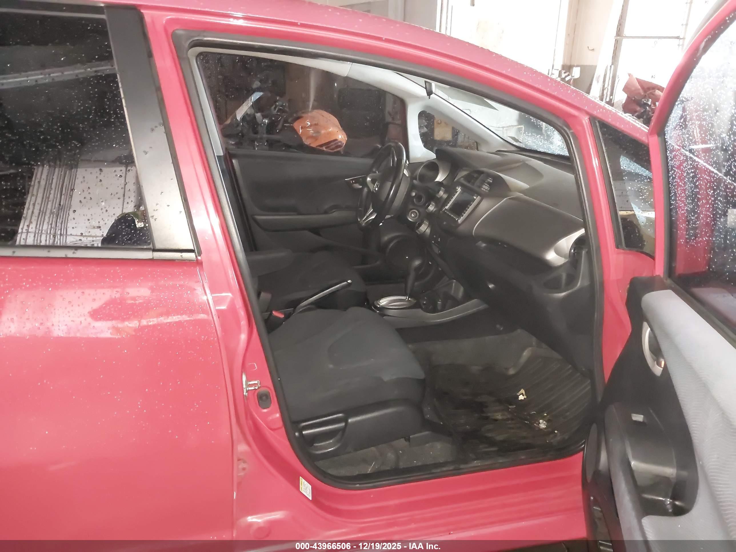 HONDA FIT image 5