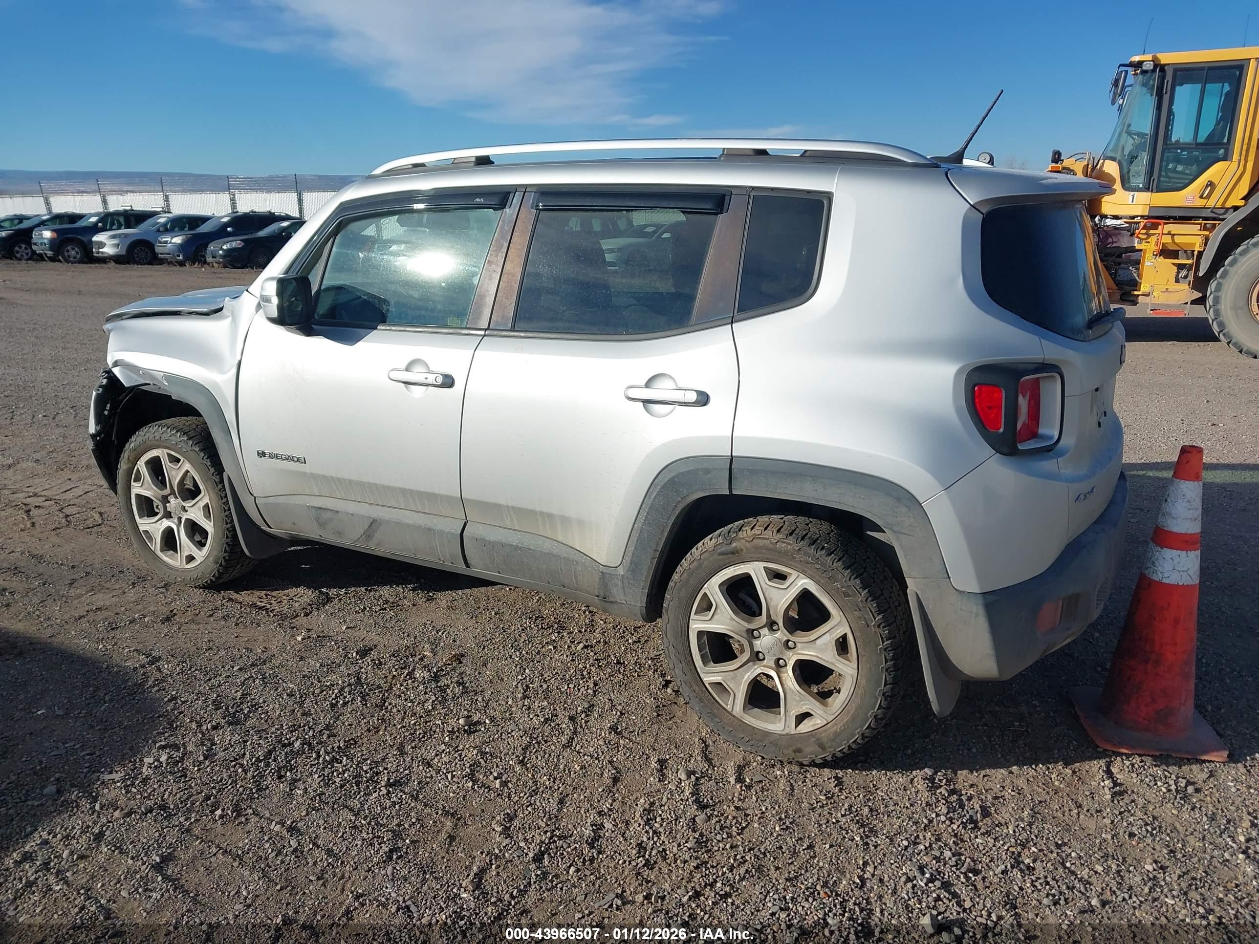 JEEP RENEGADE image 3