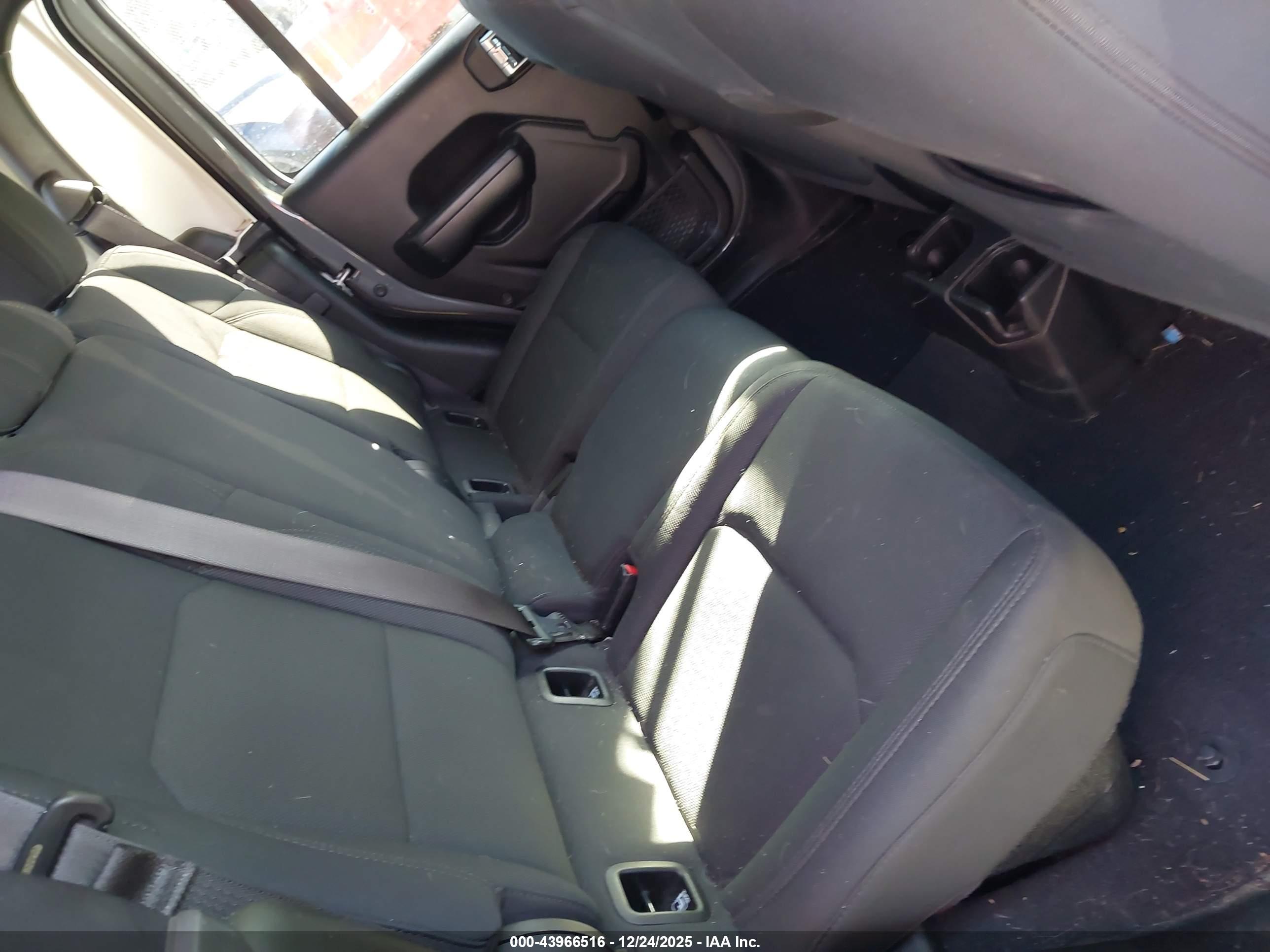 JEEP GLADIATOR image 8