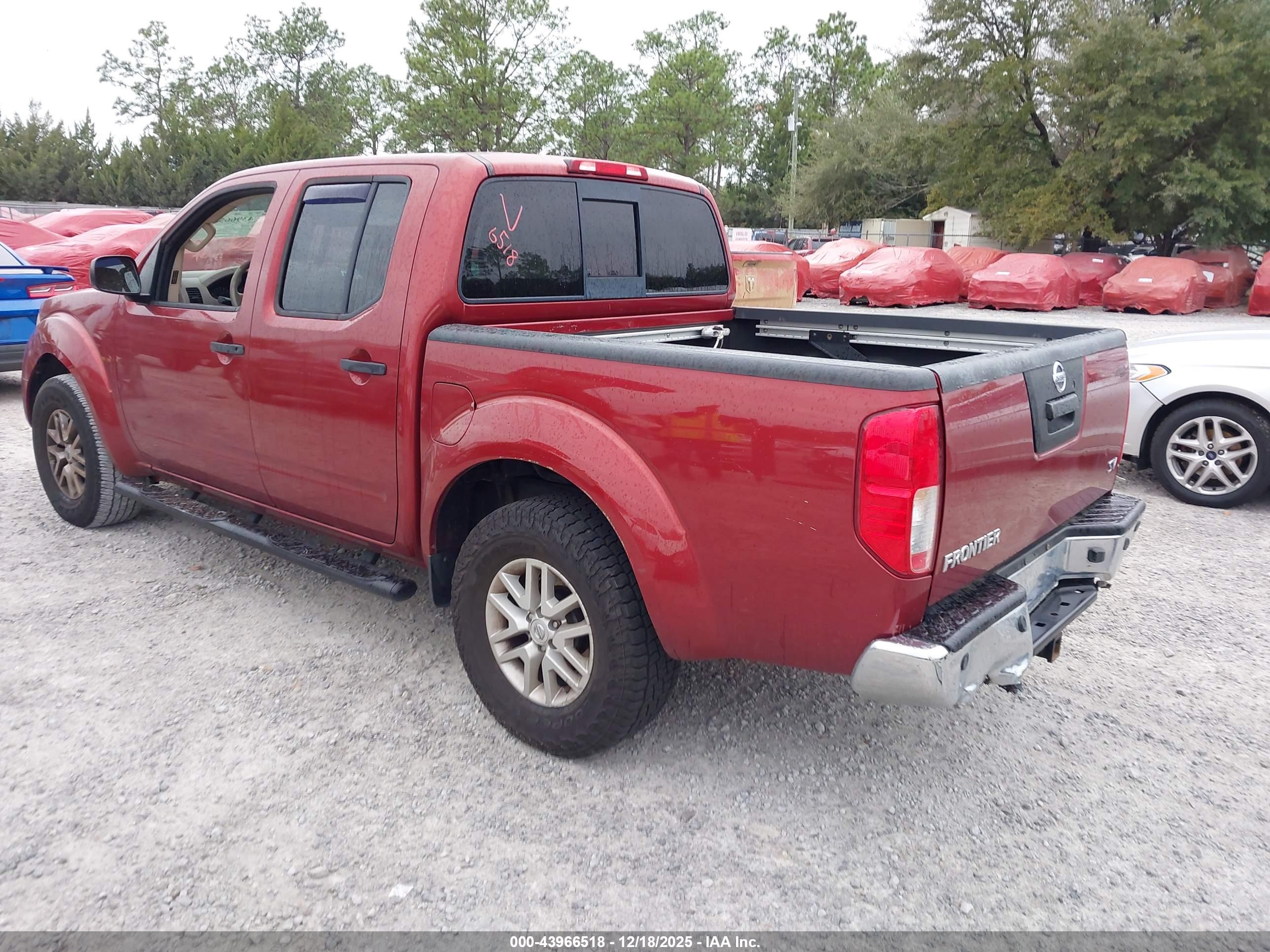 NISSAN FRONTIER image 3