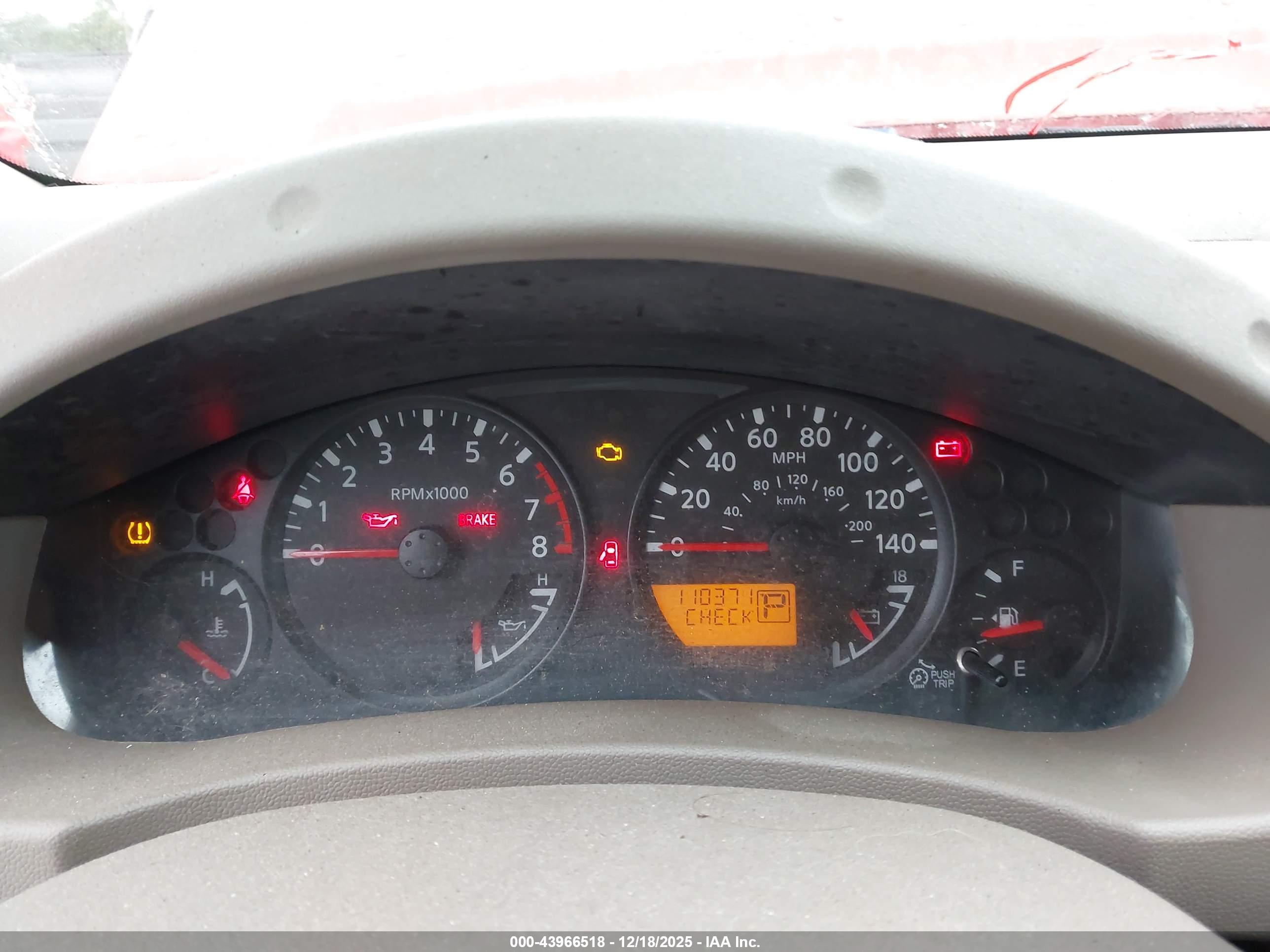 NISSAN FRONTIER image 7