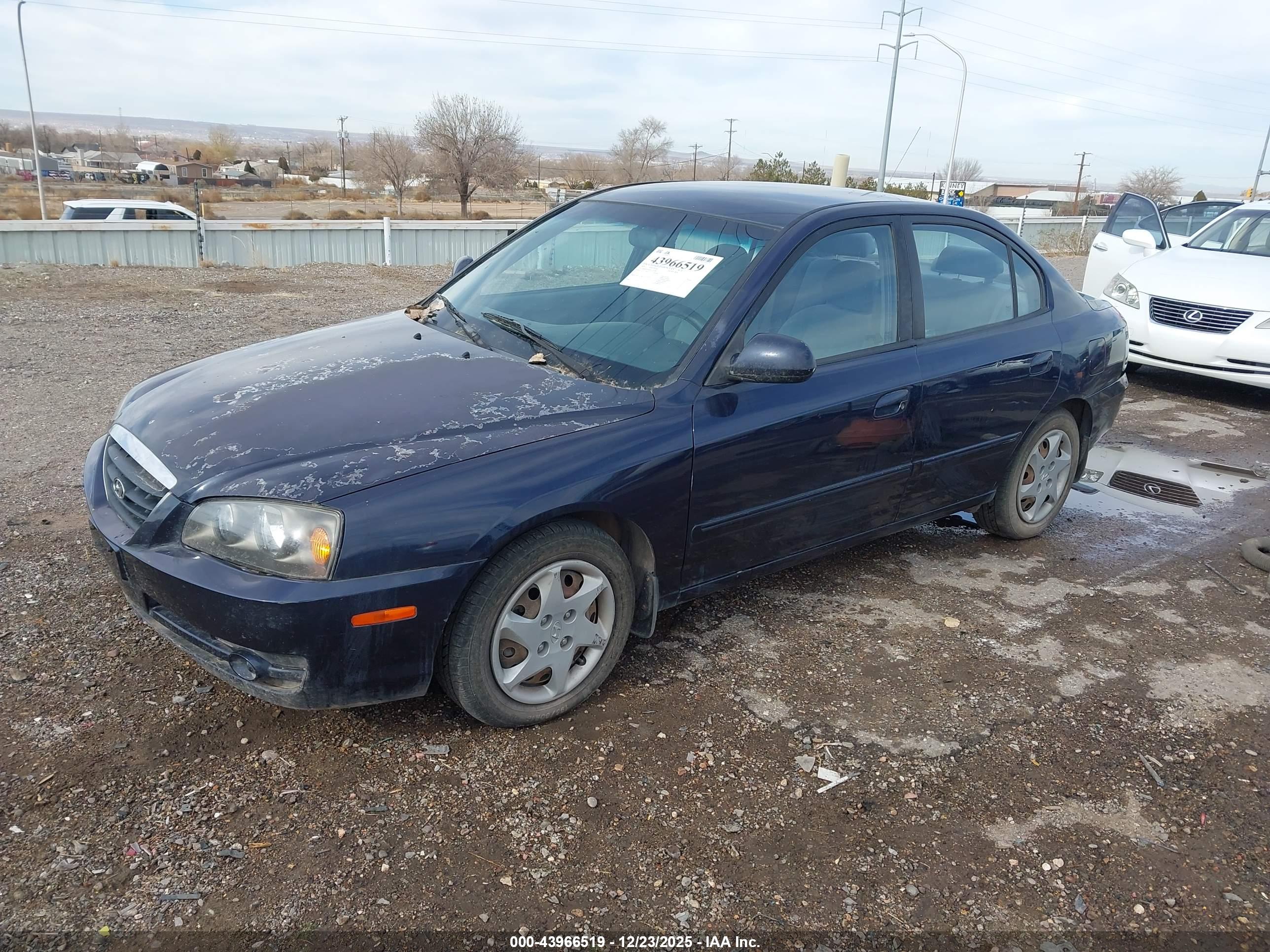 HYUNDAI ELANTRA image 2