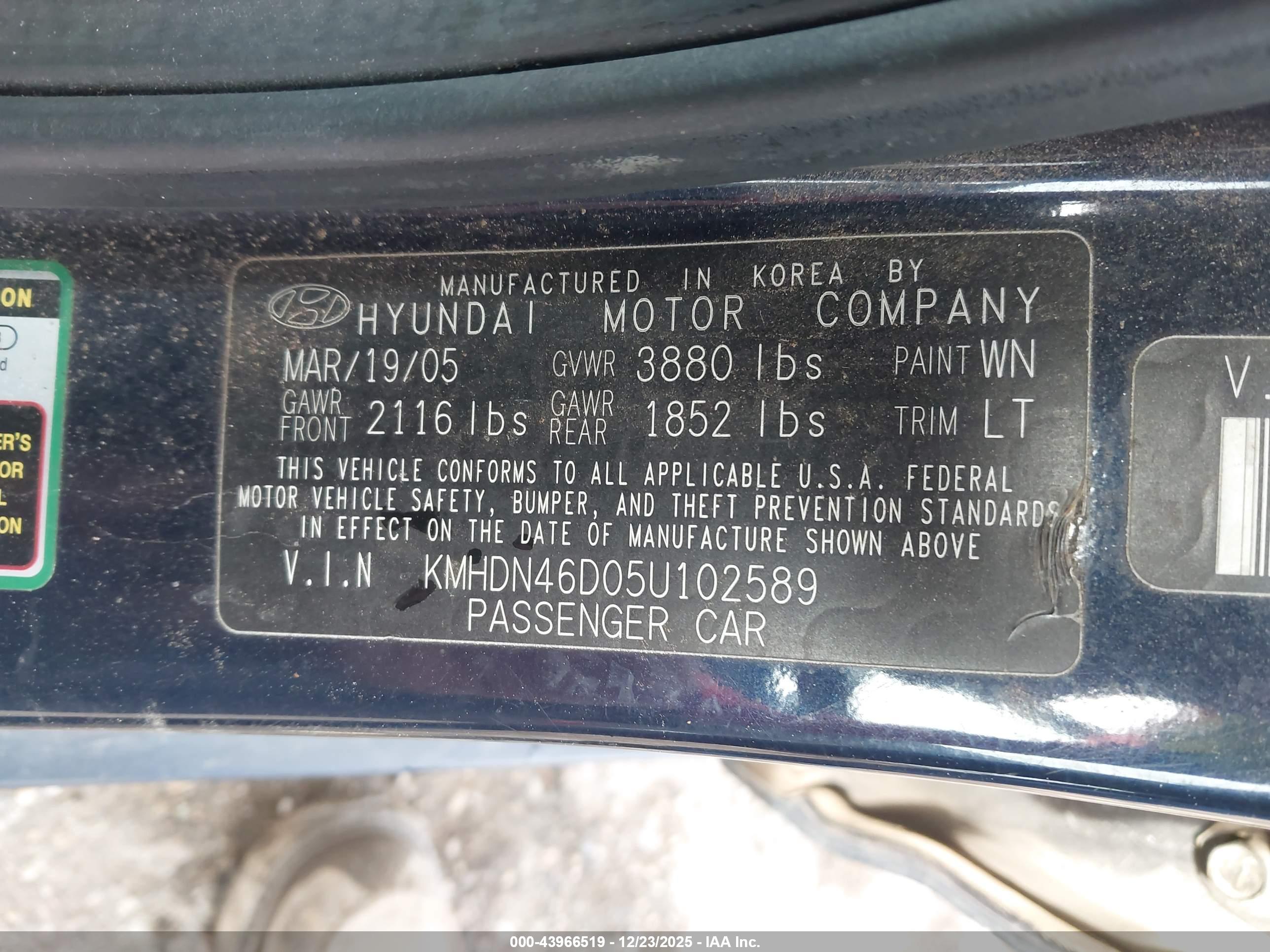 HYUNDAI ELANTRA image 9