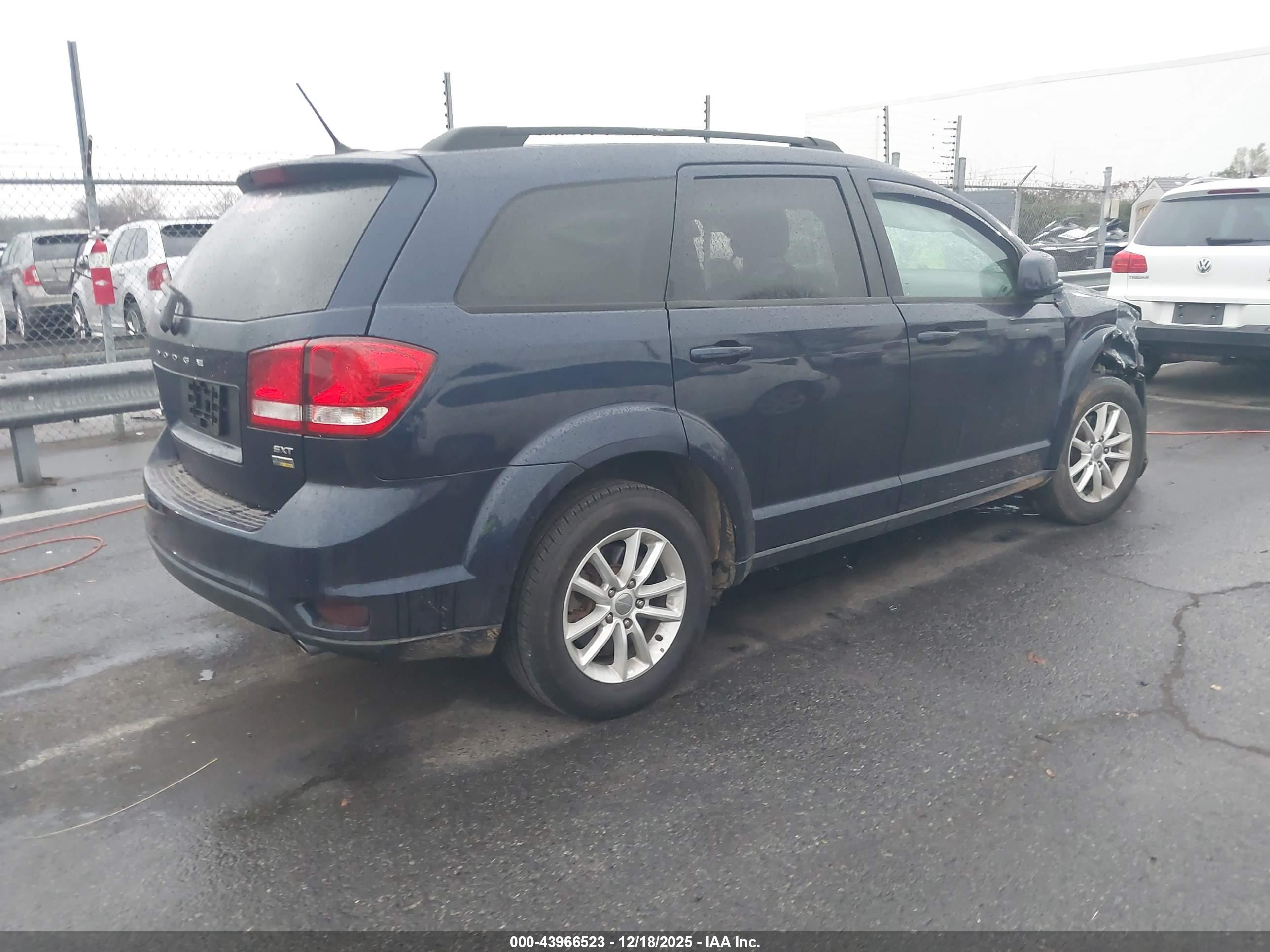 DODGE JOURNEY image 4