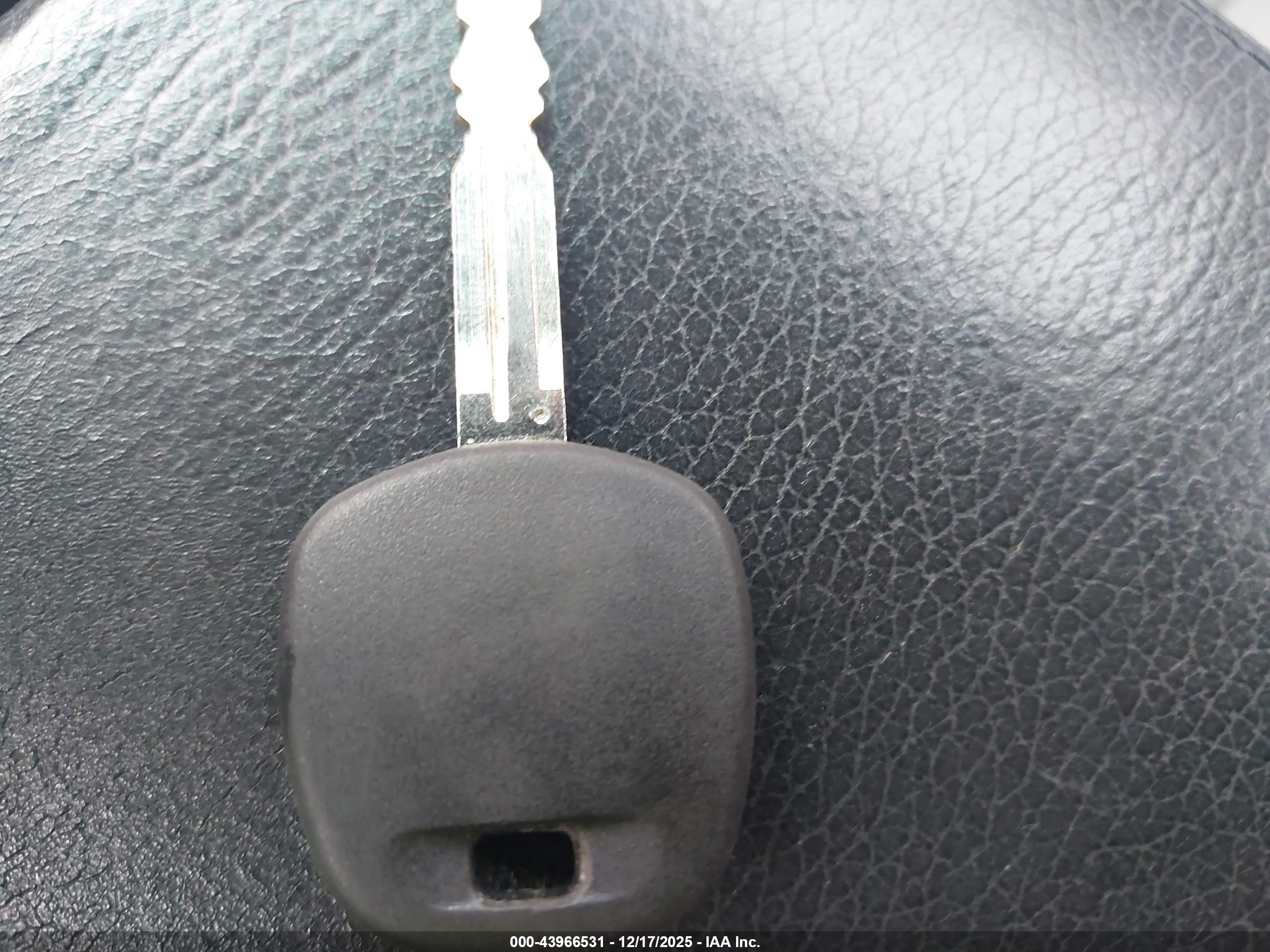 TOYOTA 4RUNNER image 11