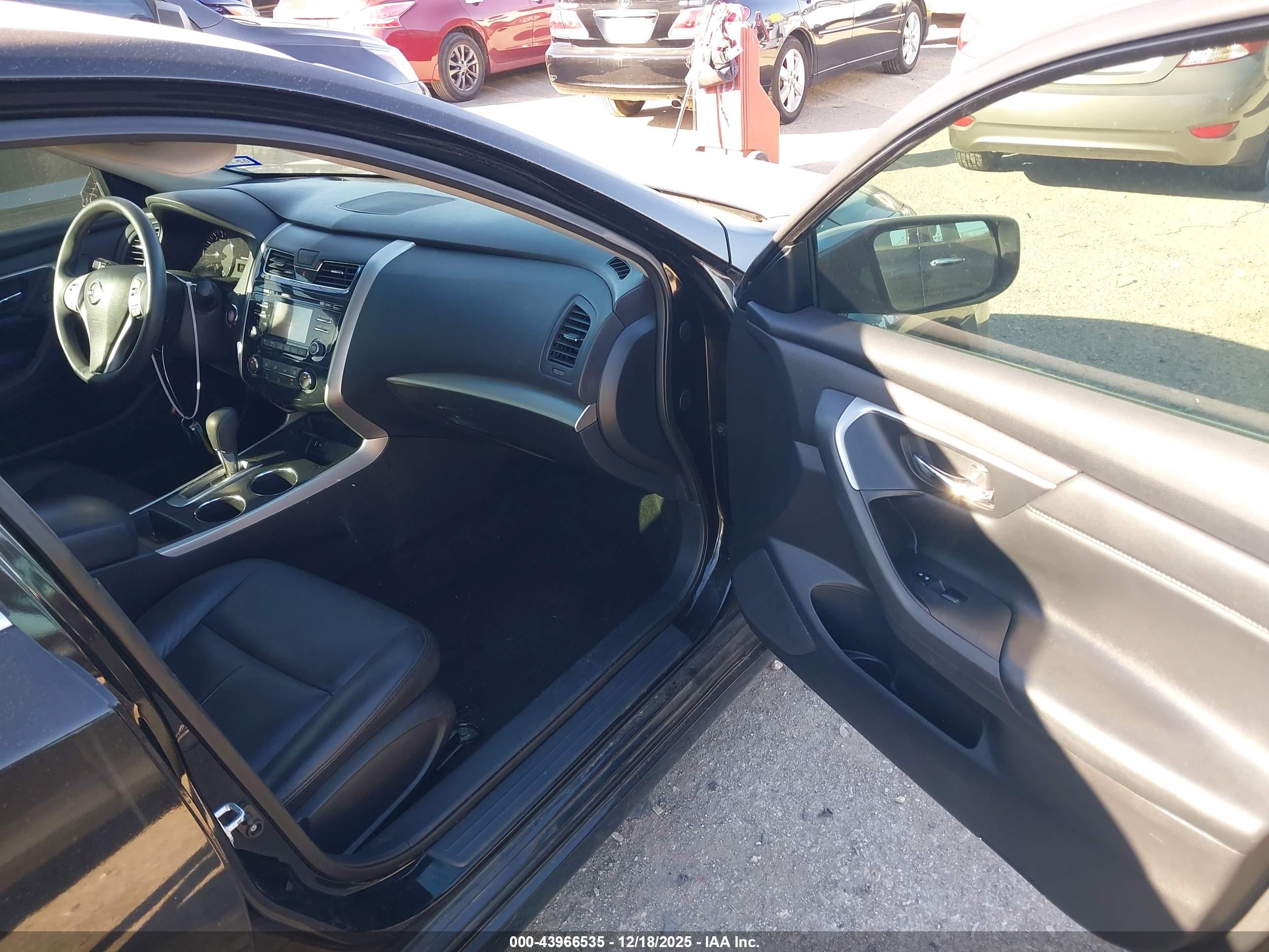 NISSAN ALTIMA image 5