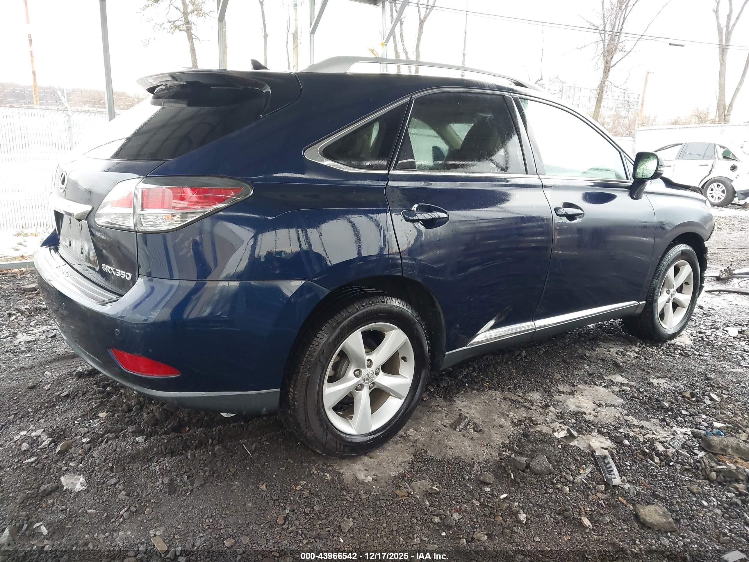 LEXUS RX image 4