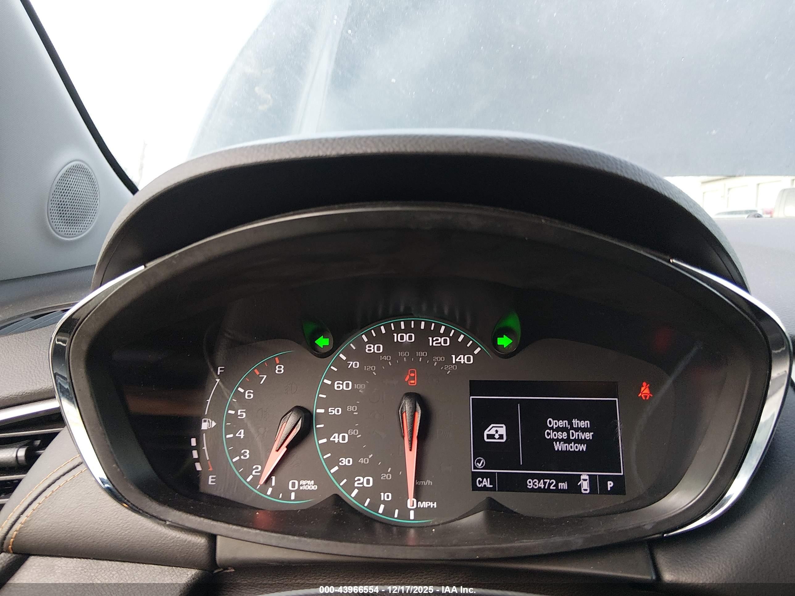 CHEVROLET TRAX image 7
