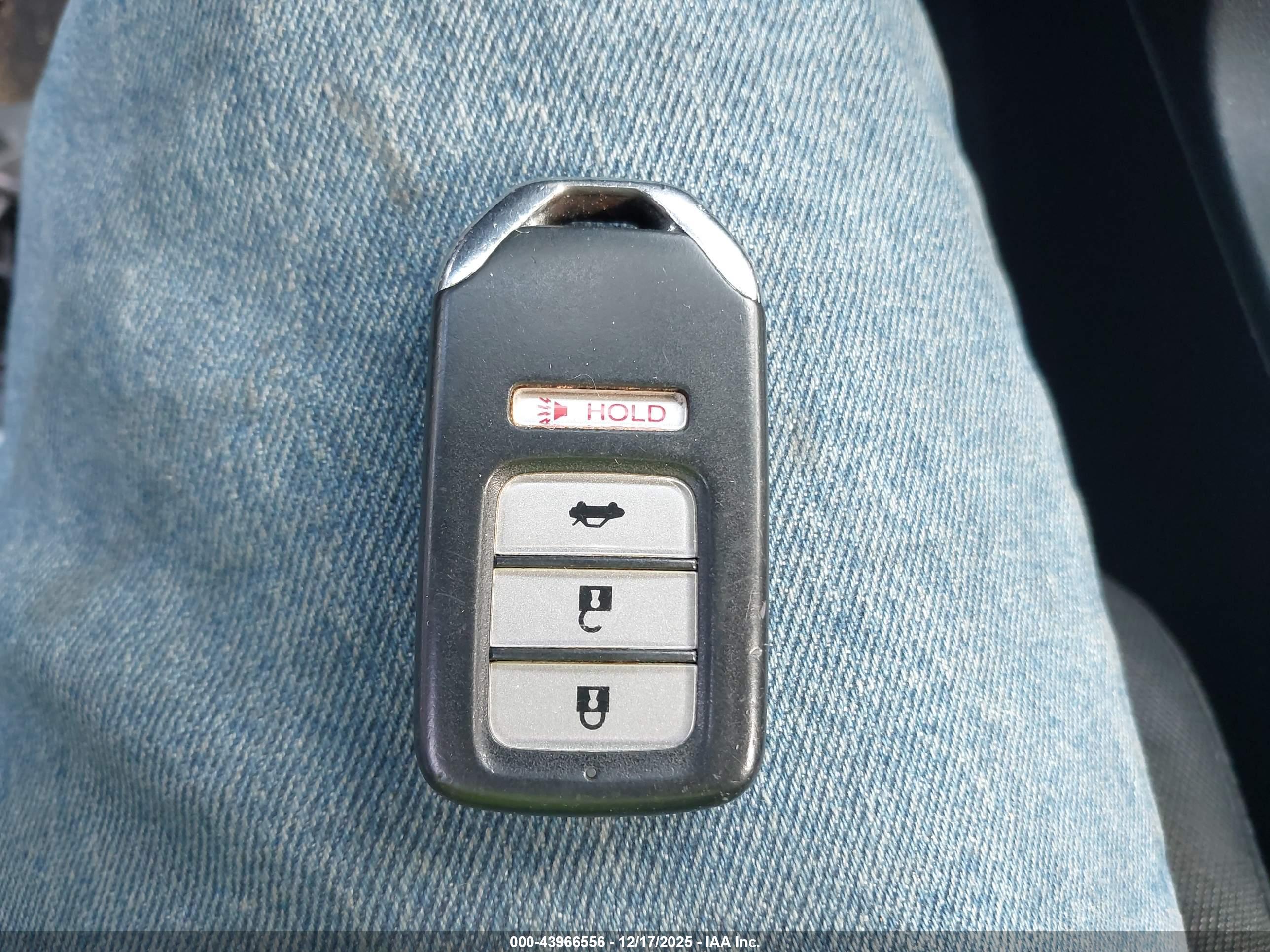 HONDA CIVIC image 11