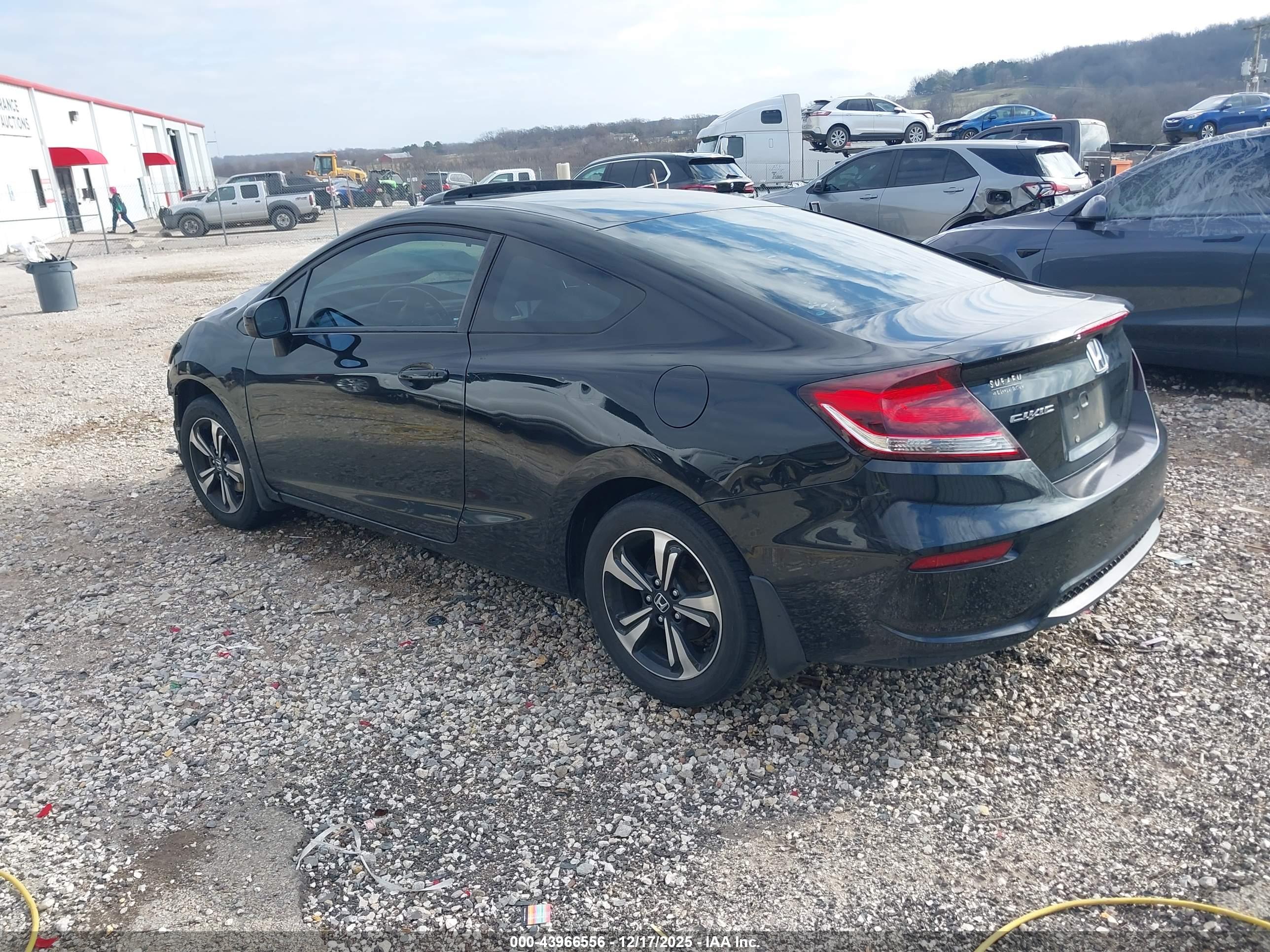 HONDA CIVIC image 3