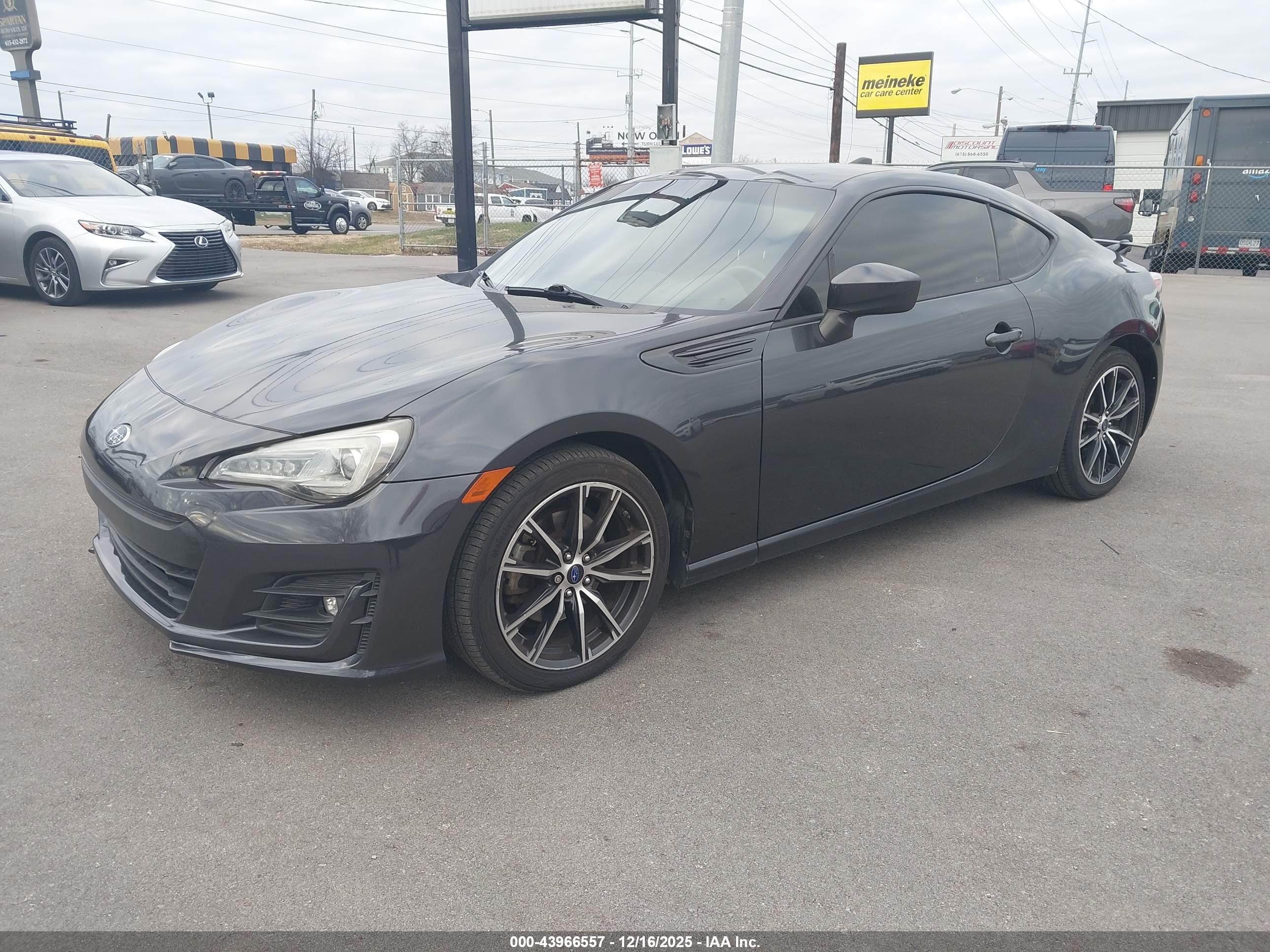 SUBARU BRZ image 2