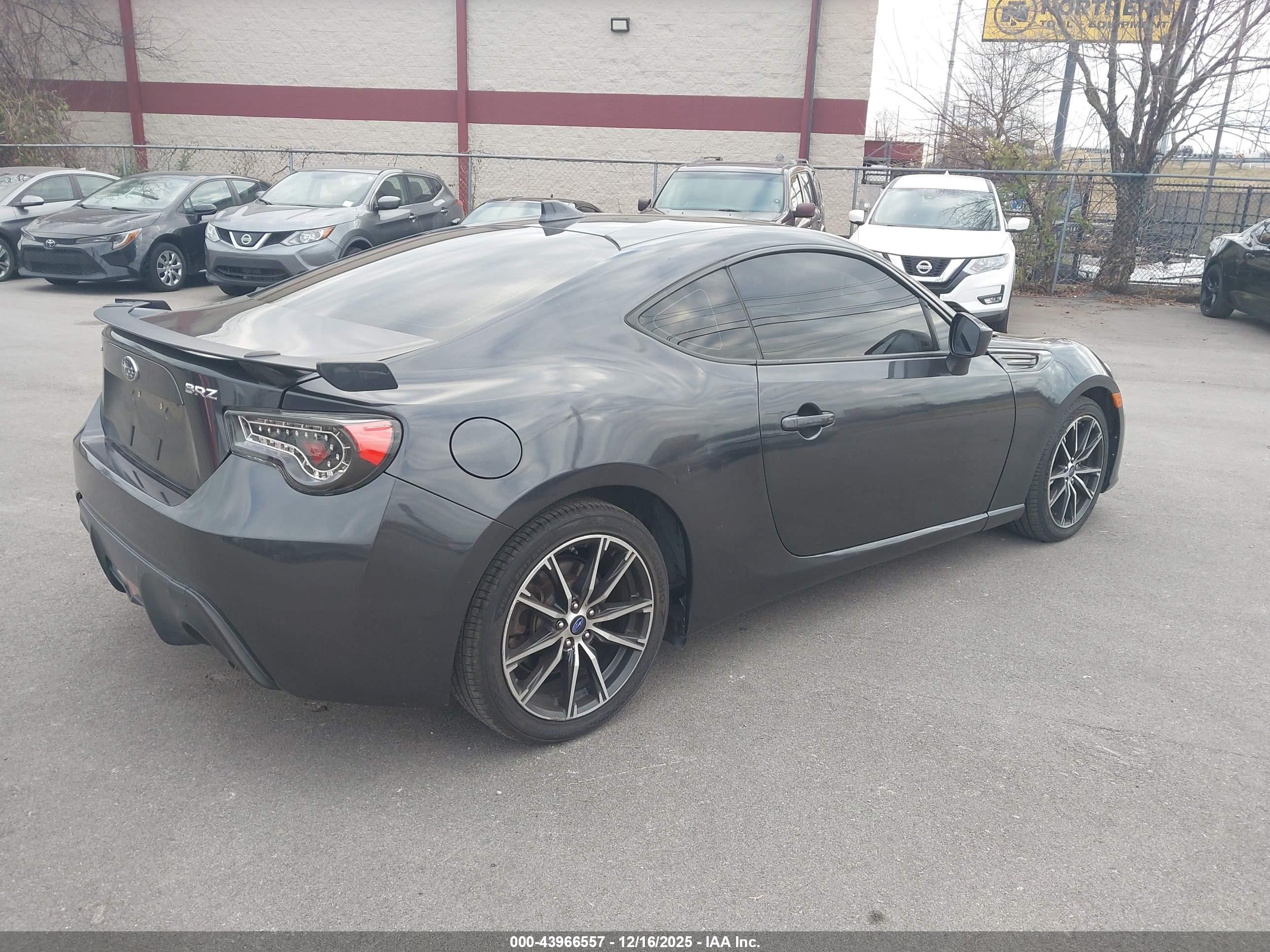SUBARU BRZ image 4