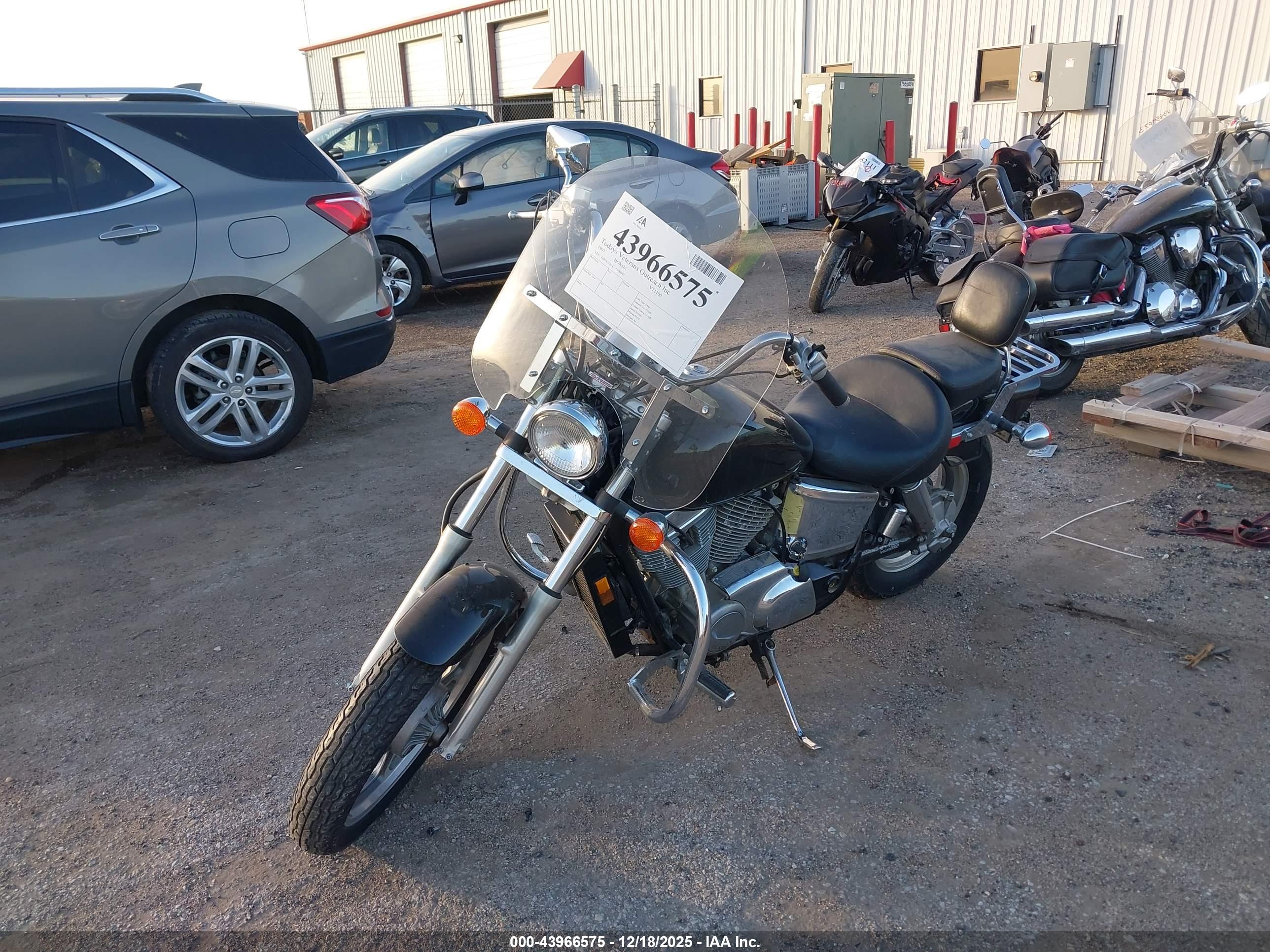 HONDA VT1100 image 2
