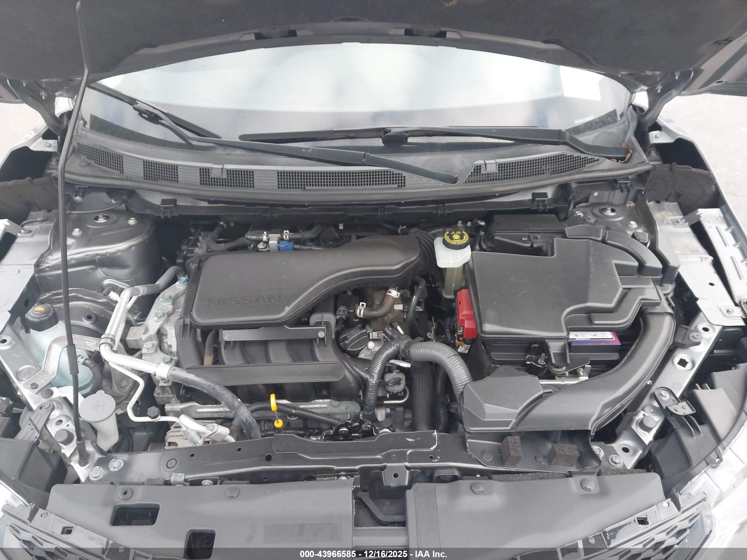 NISSAN ROGUE image 10