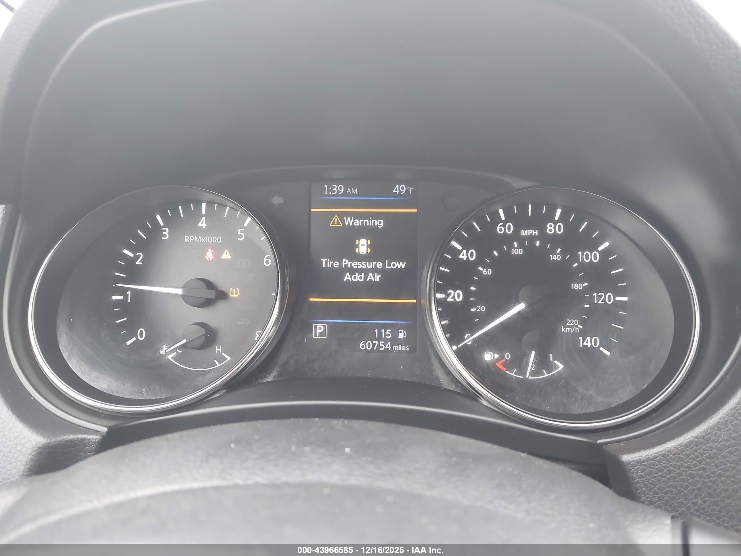 NISSAN ROGUE image 7