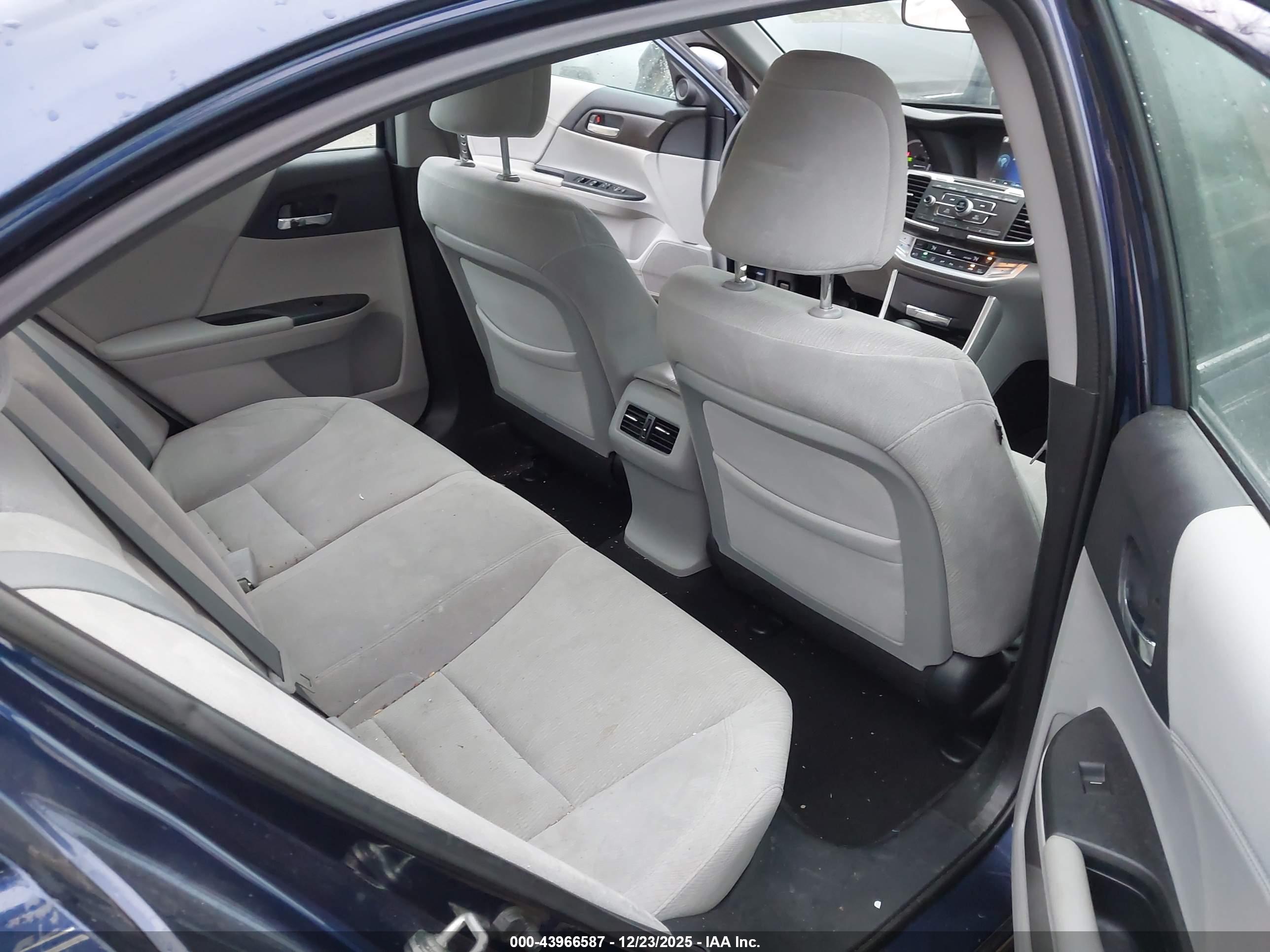 HONDA ACCORD image 8