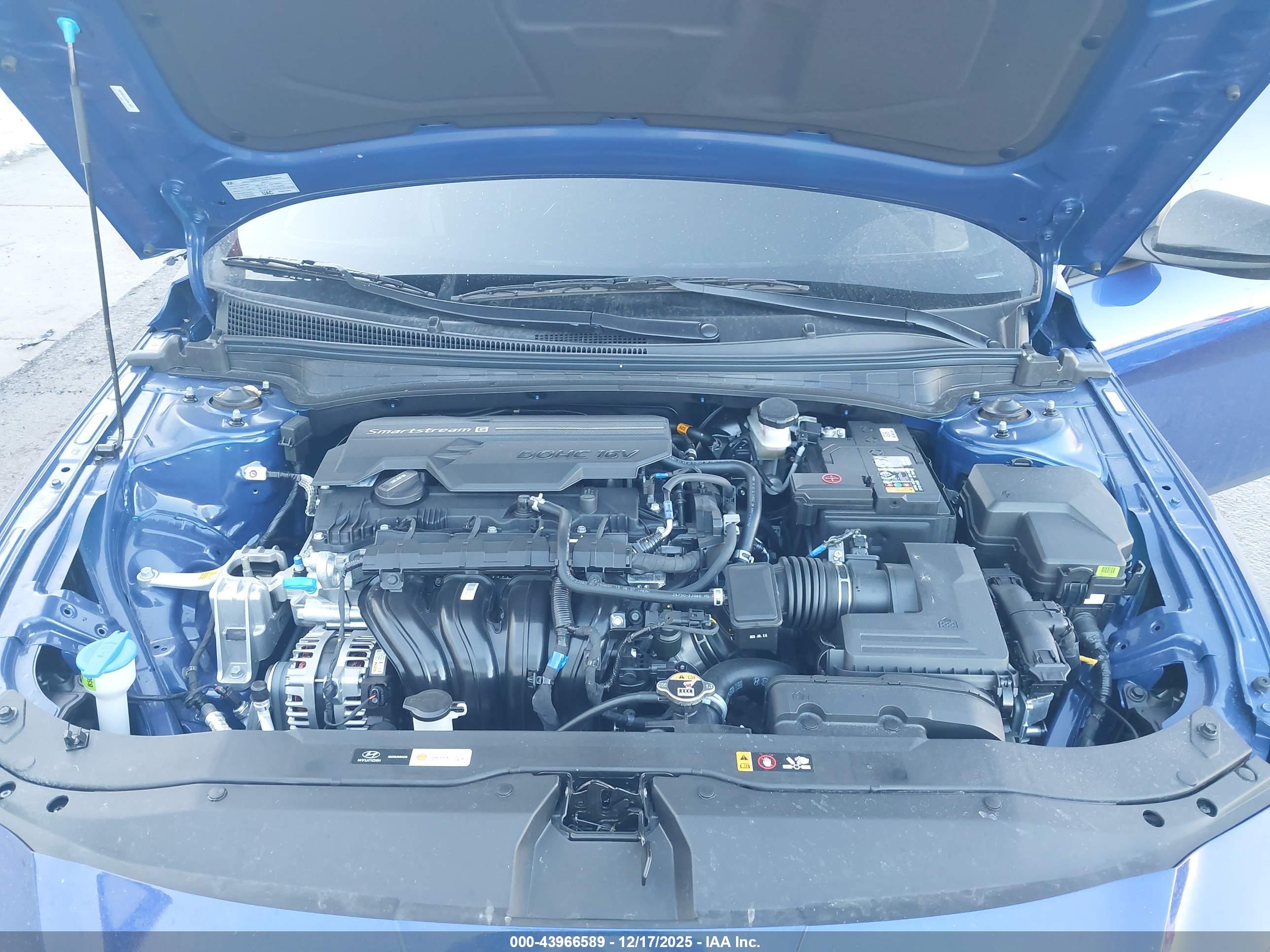HYUNDAI ELANTRA image 10