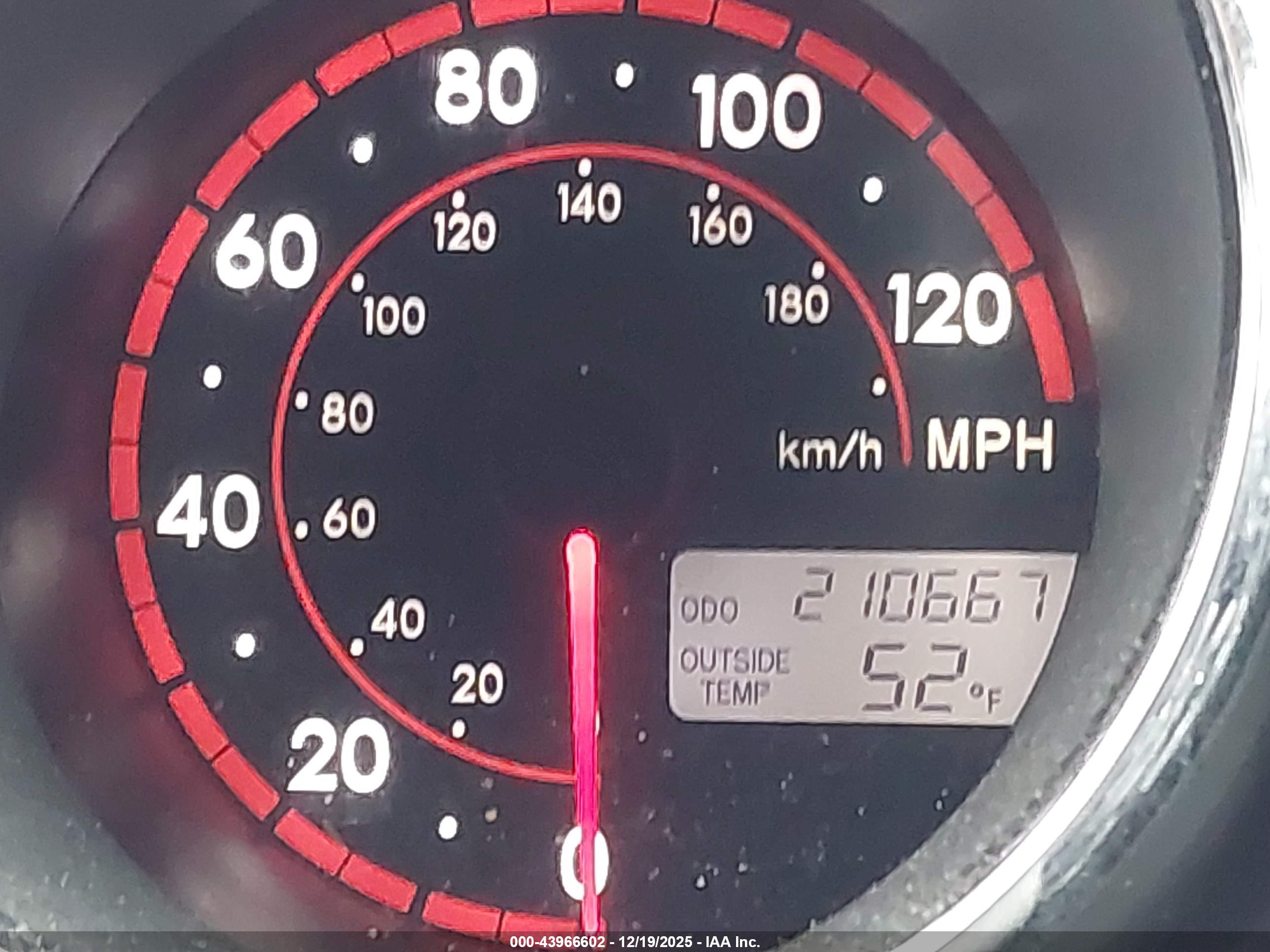 TOYOTA MATRIX image 7