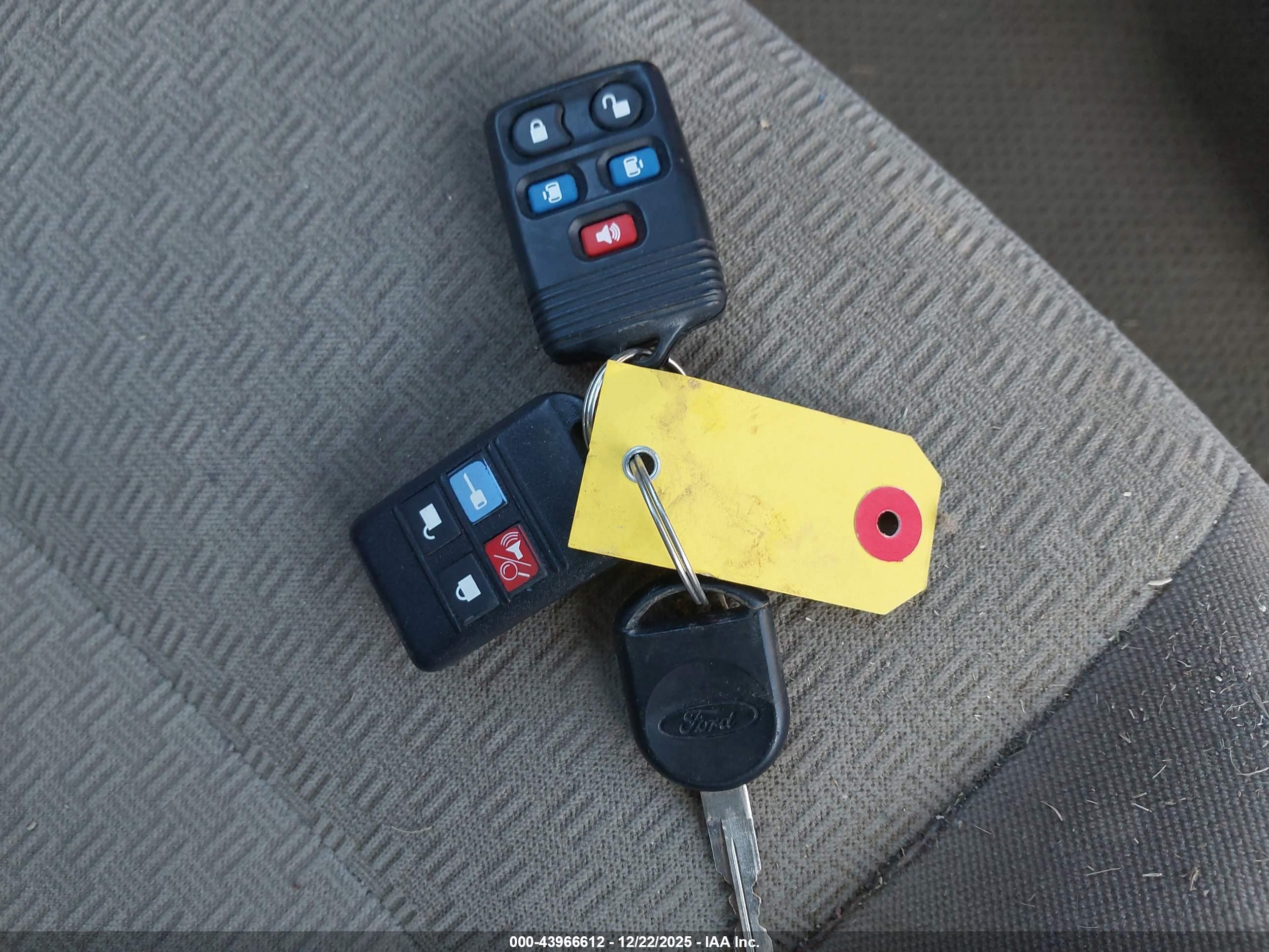 FORD FREESTAR image 11