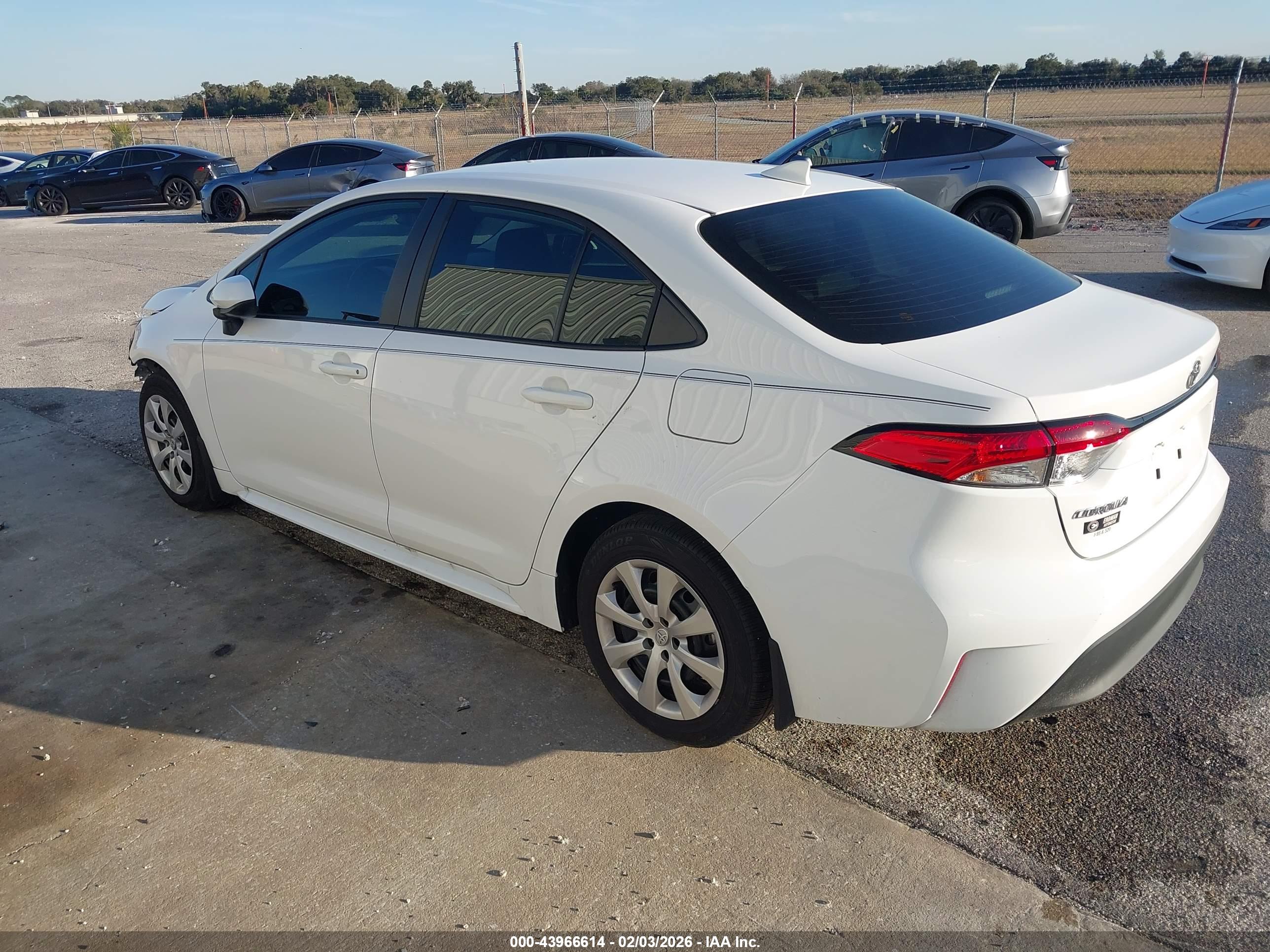 TOYOTA COROLLA image 3