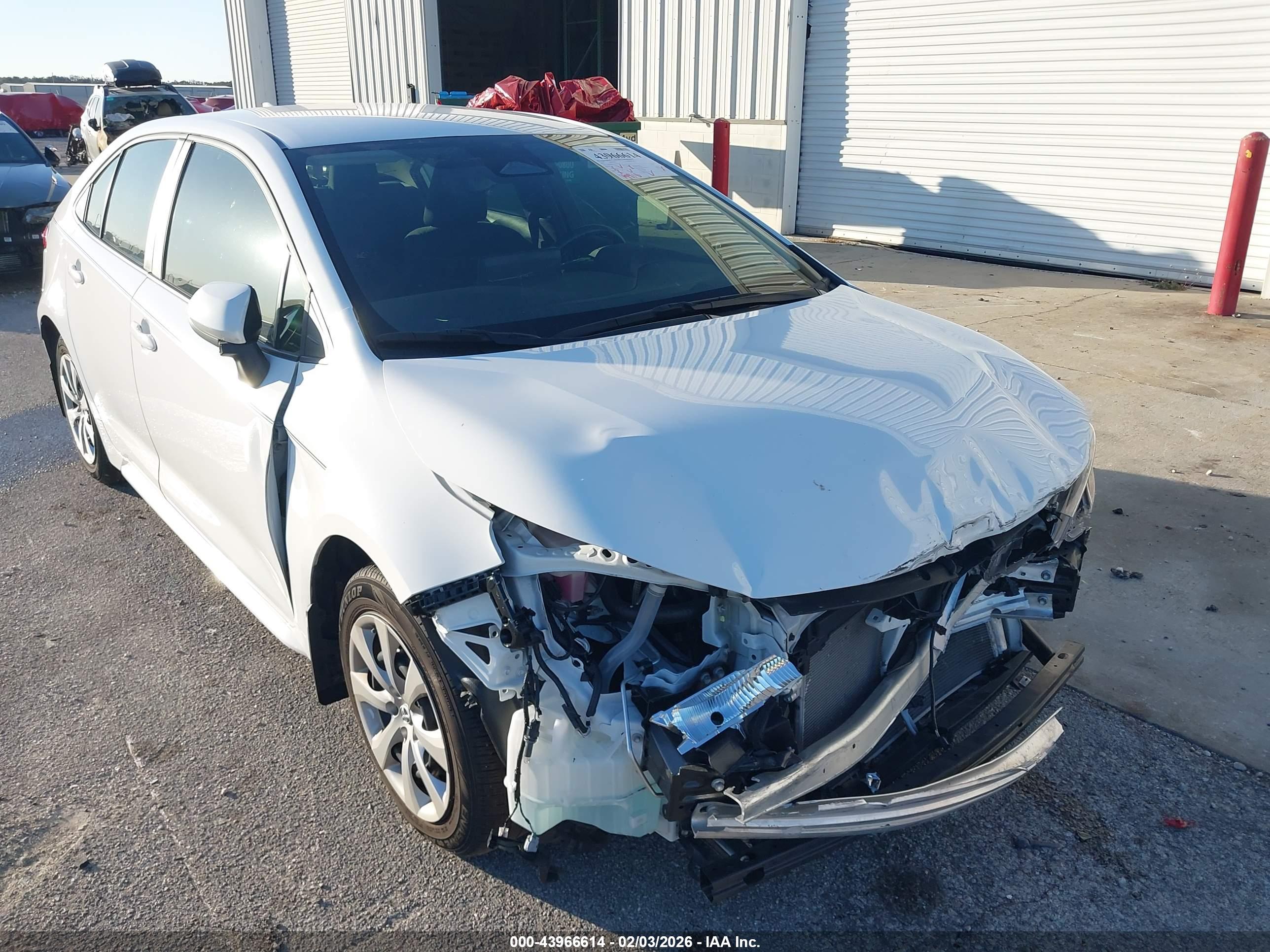 TOYOTA COROLLA image 6